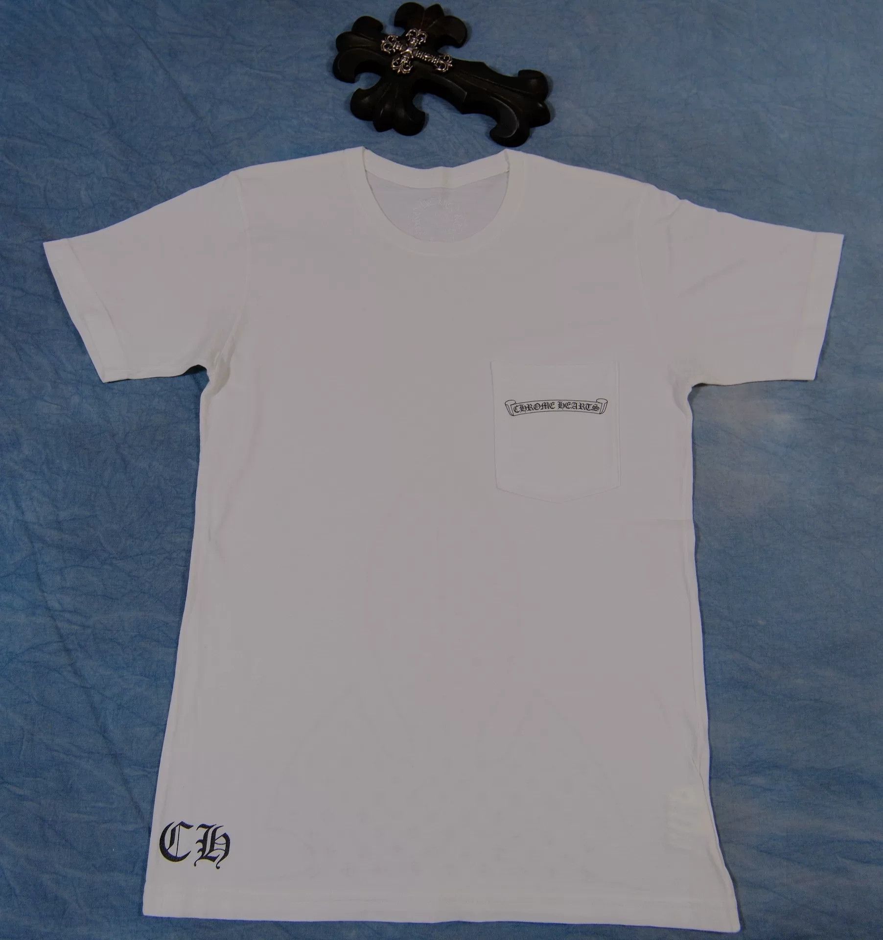 Chrome Hearts Chrome Hearts Monogram Logo Pocket T-Shirt Size S Size US S / EU 44-46 / 1 - 3 Thumbnail