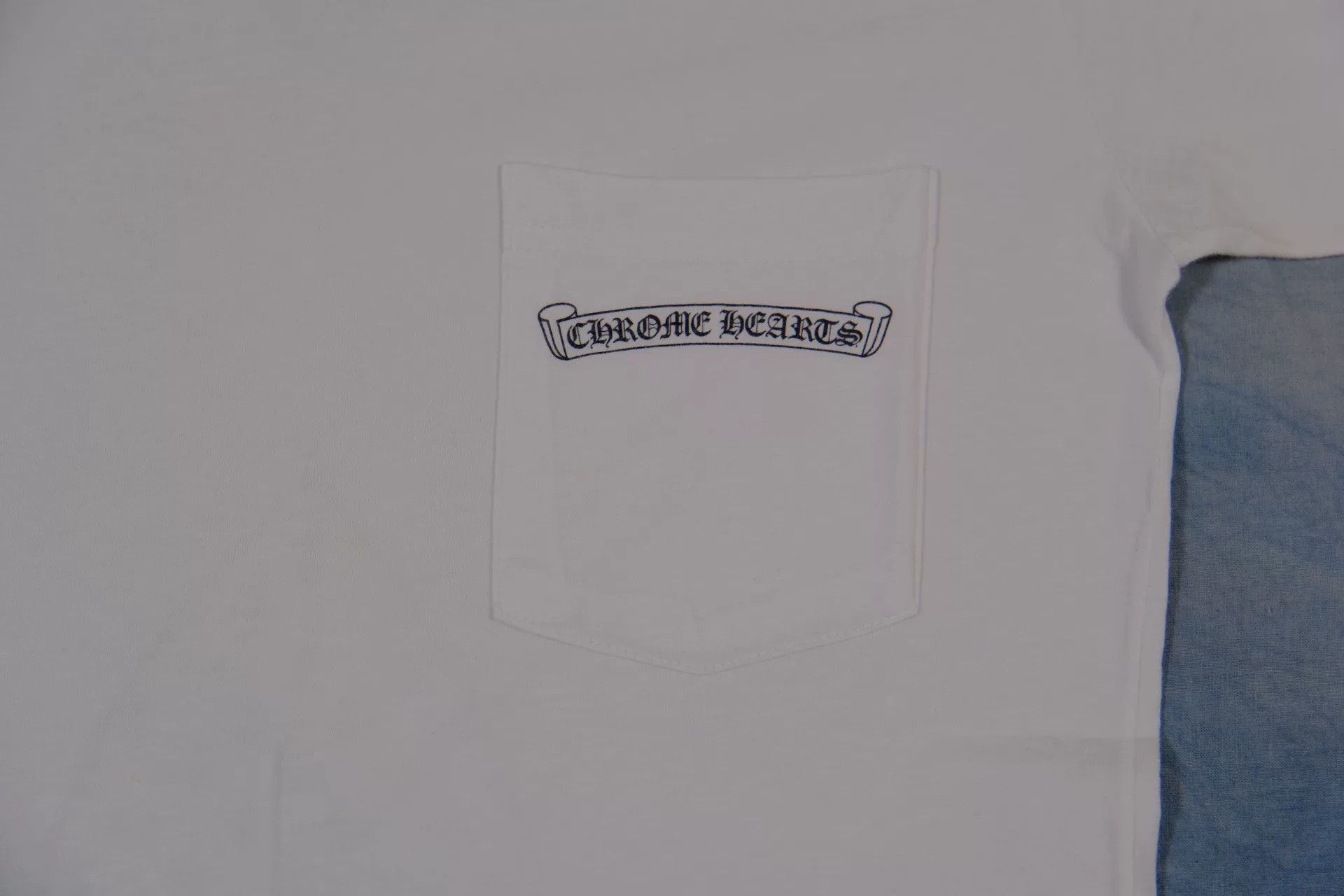 Chrome Hearts Chrome Hearts Monogram Logo Pocket T-Shirt Size S Size US S / EU 44-46 / 1 - 4 Thumbnail