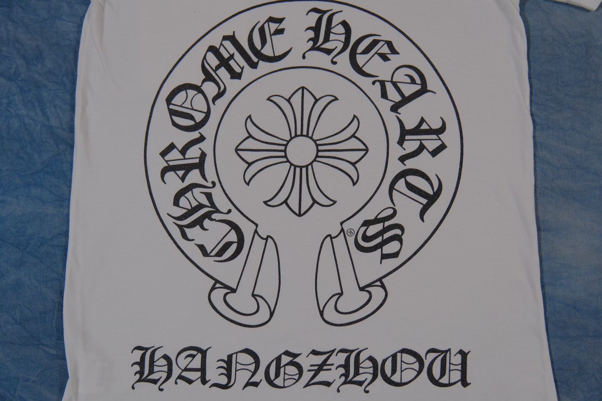 Chrome Hearts Chrome Hearts Hangzhou Horseshoe Pocket T-Shirt S Size US S / EU 44-46 / 1 - 6 Thumbnail