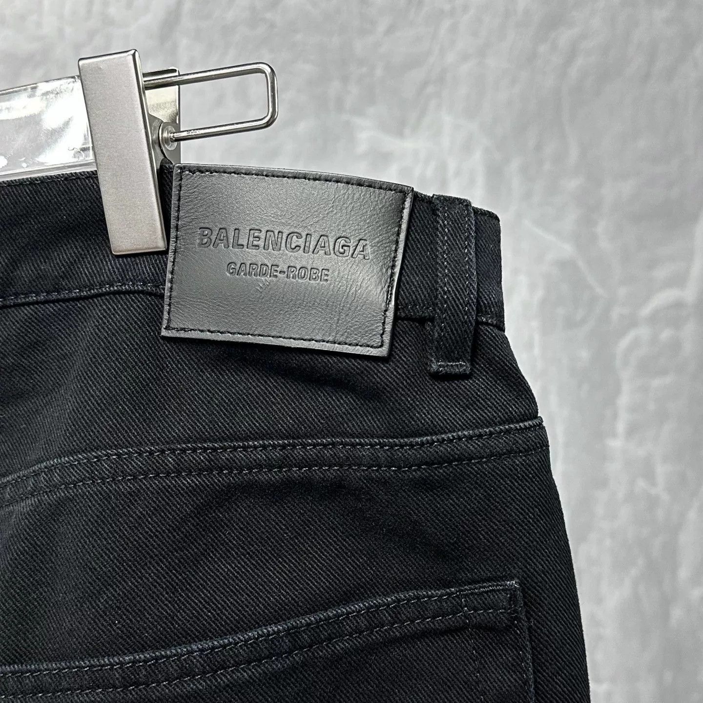 Balenciaga Balenciaga Garde-Robe Leather Patch Jeans 30 Size US 30 / EU 46 - 4 Thumbnail