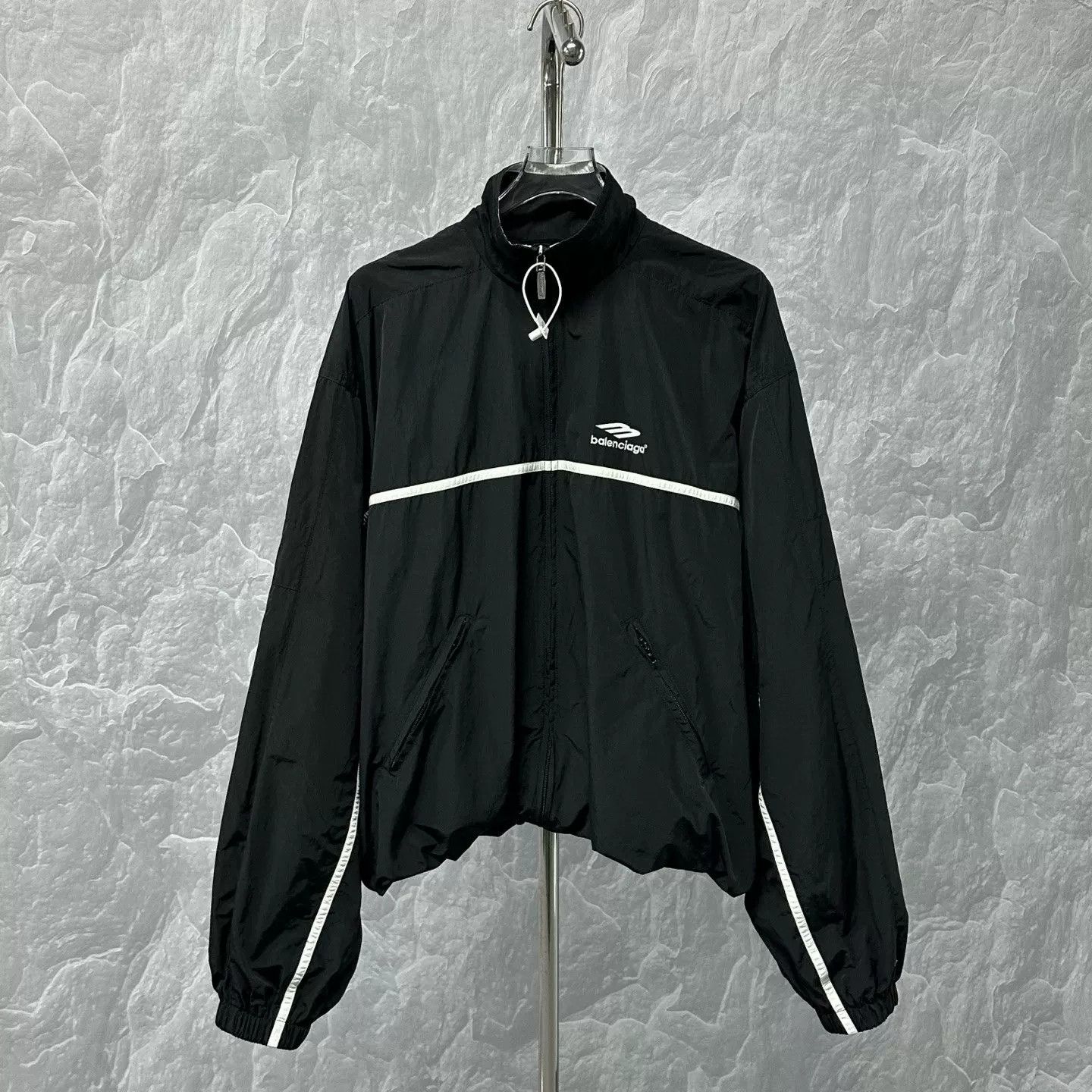 Balenciaga Balenciaga 3B Embroidered Track Jacket XXS Size US XXS / EU 40 - 2 Thumbnail