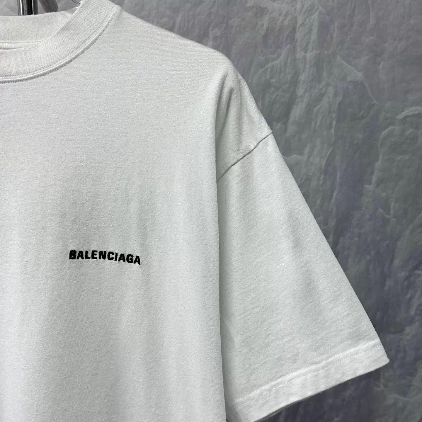 Balenciaga Balenciaga Logo Embroidered T-Shirt S Size US S / EU 44-46 / 1 - 4 Thumbnail