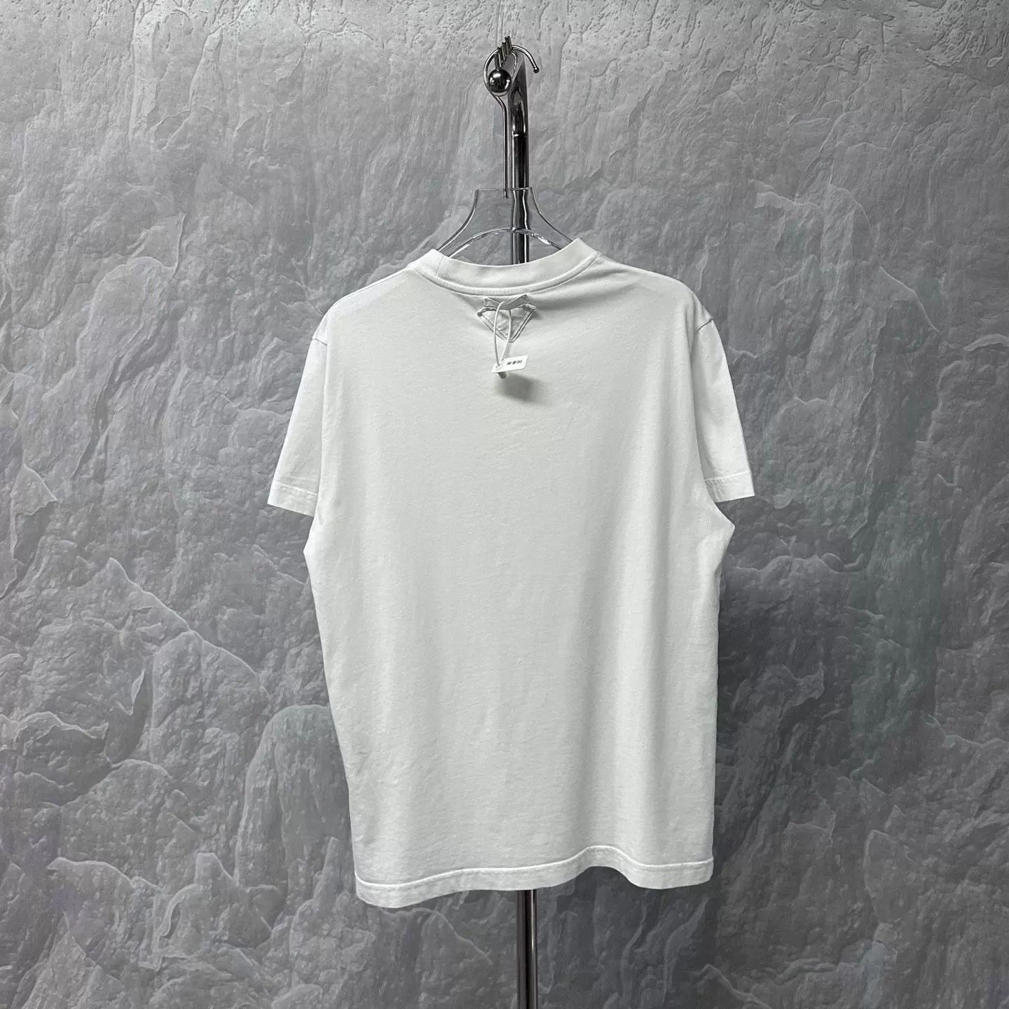 Prada Prada Triangle Logo T-Shirt Size M Size US M / EU 48-50 / 2 - 5 Thumbnail