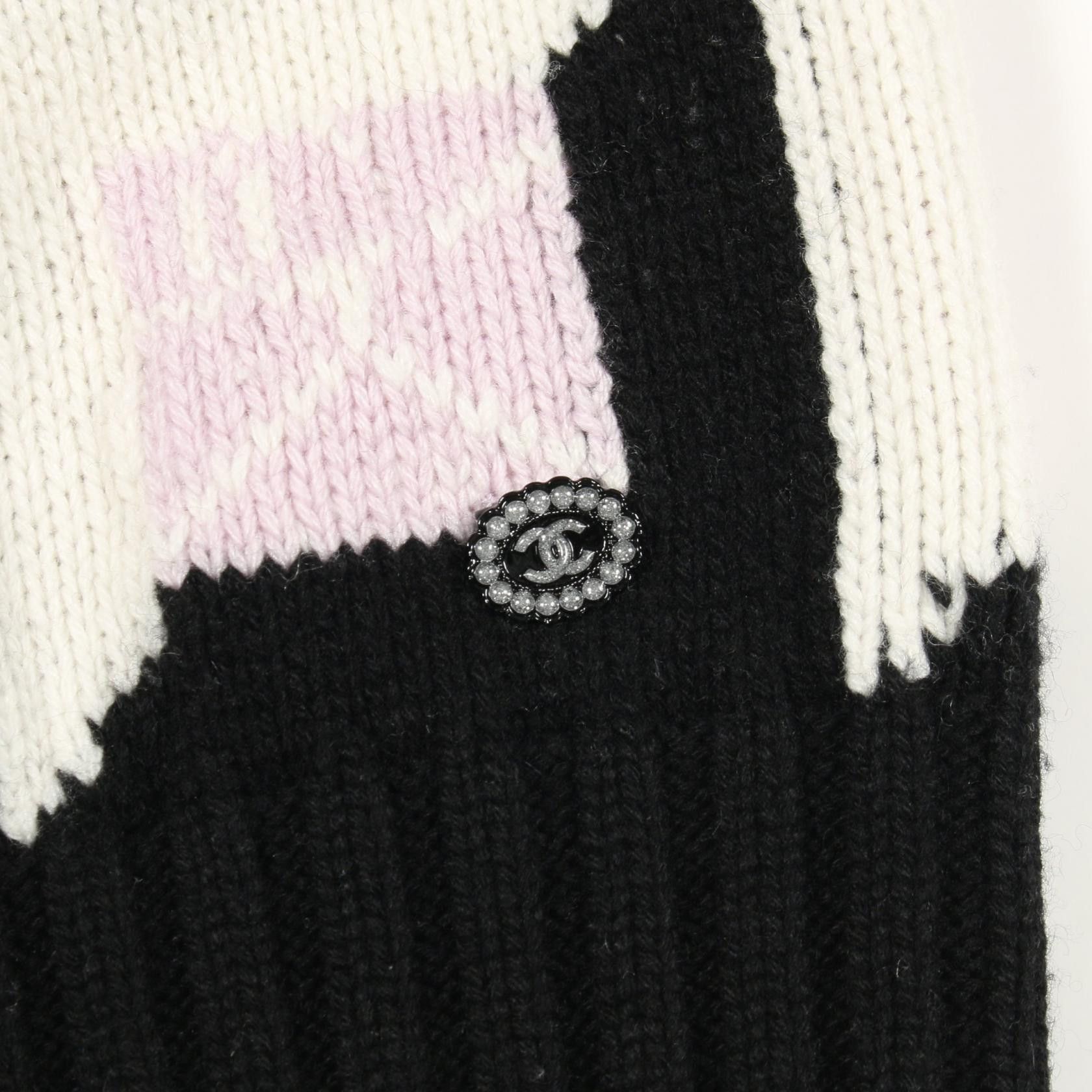 Chanel Chanel Chanel Coco Mark Cashmere Knit Top Textile Tops DUTY FREE for USA Size ONE SIZE - 7 Thumbnail