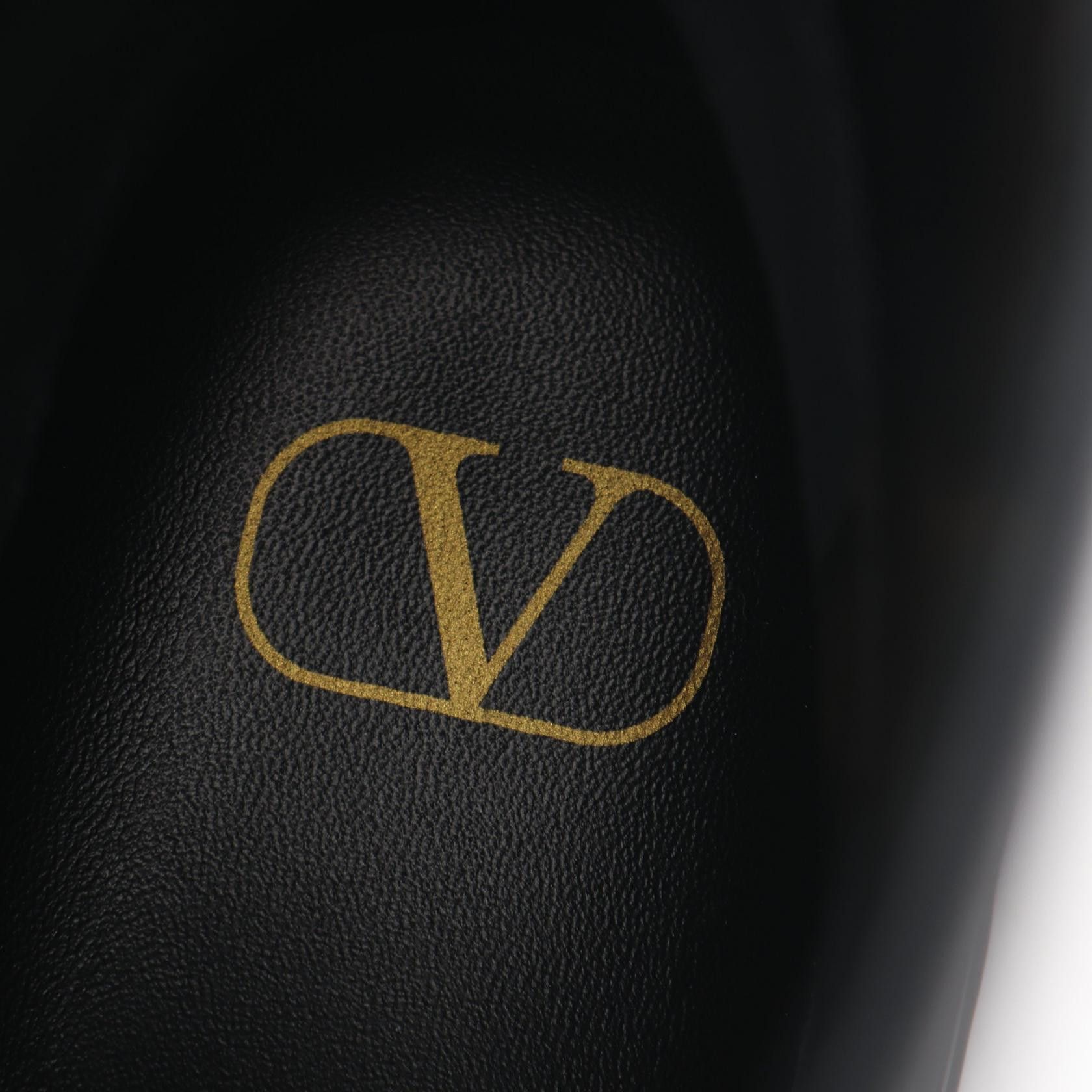 Valentino Valentino Valentino Garavani Roman Studs Leather Boots Leather Shoes DUTY FREE for USA Size ONE SIZE - 5 Thumbnail