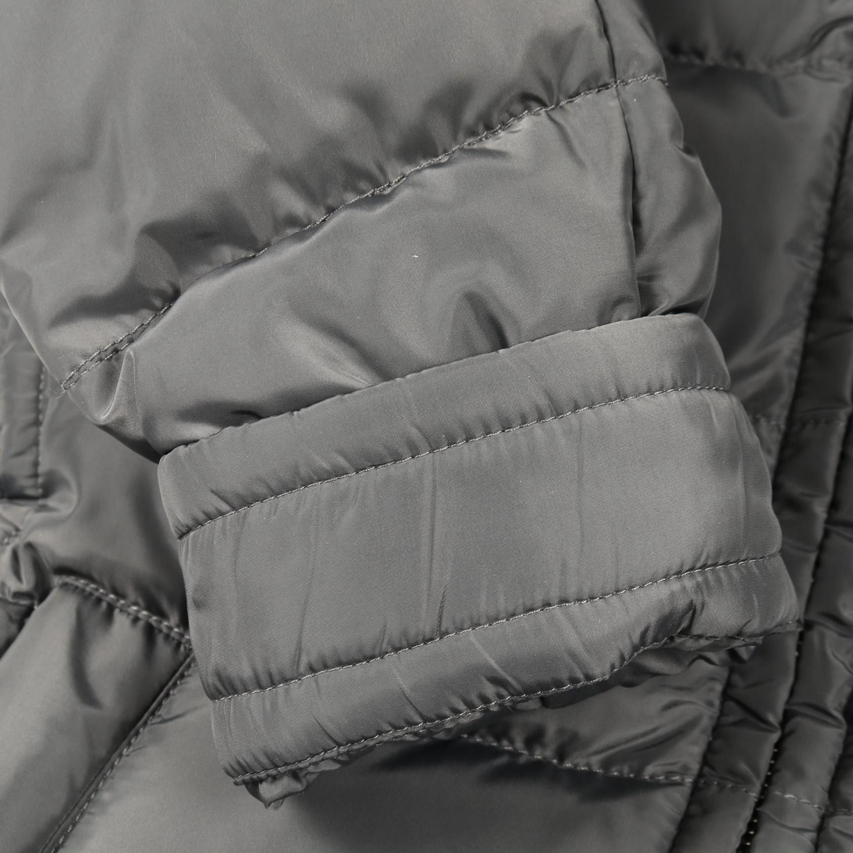 Prada Prada PRADA Polyester Down Jacket Textile Outerwear DUTY FREE for USA Size ONE SIZE - 7 Thumbnail