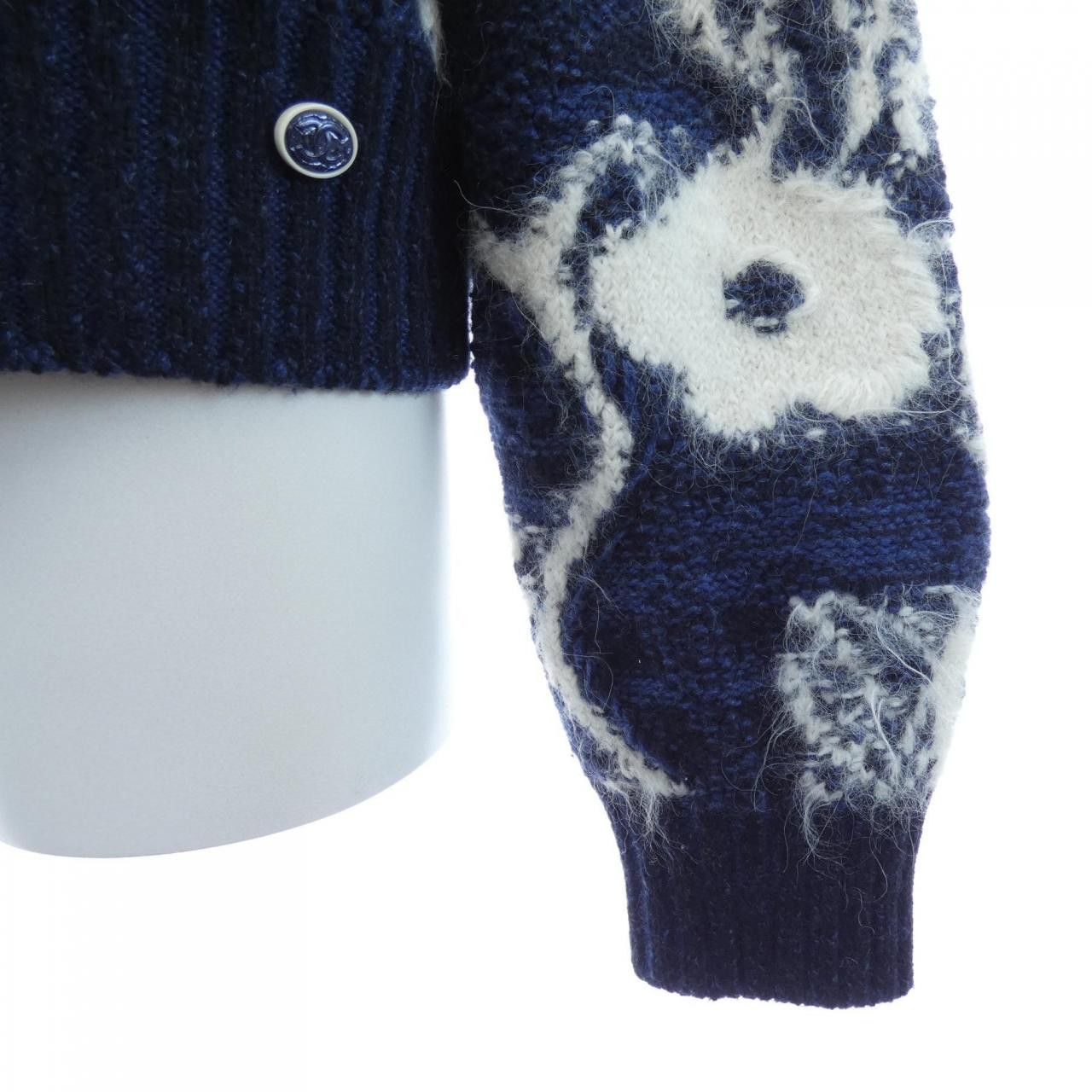Chanel Chanel Chanel Cashmere Knit Textile Tops P73572K10554 DUTY FREE for USA Size ONE SIZE - 7 Thumbnail