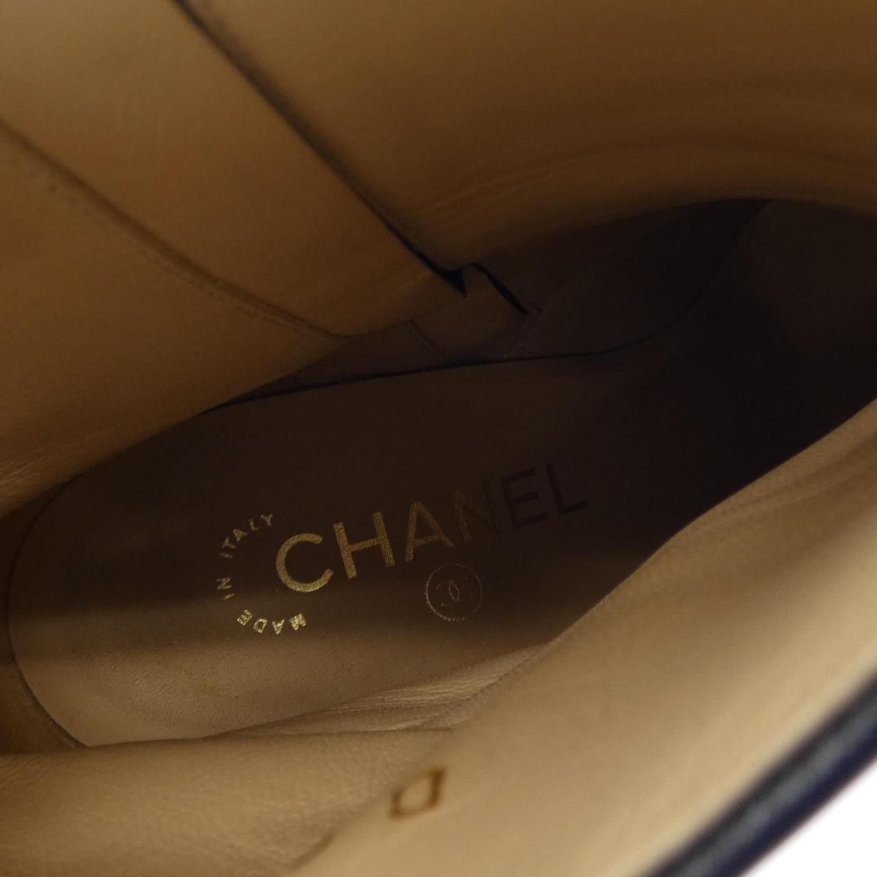 Chanel Chanel Chanel Short Boots Lambskin Boots Leather Shoes G31302X01000 DUTY FREE for USA Size ONE SIZE - 6 Thumbnail