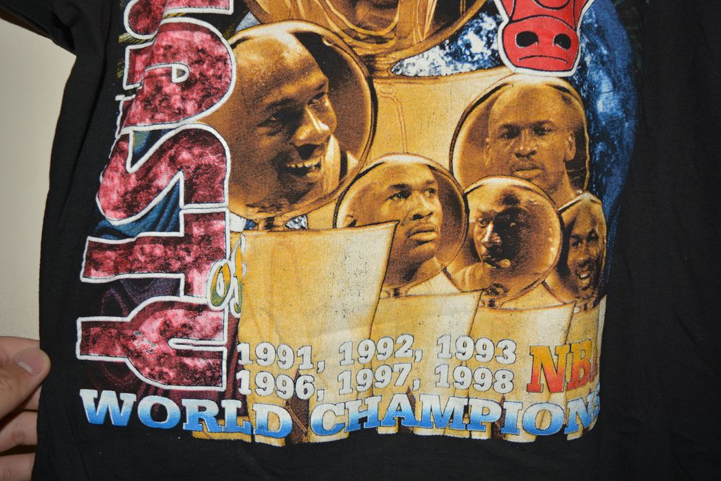 Dennis Rodman T Shirt Chicago Bulls Vintage Rap Tee Off White