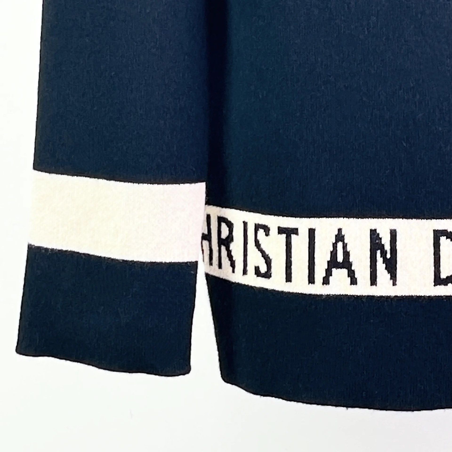 Dior Christian Dior Letter Crew Neck Sweater Size XS / US 0-2 / IT 36-38 - 4 Thumbnail