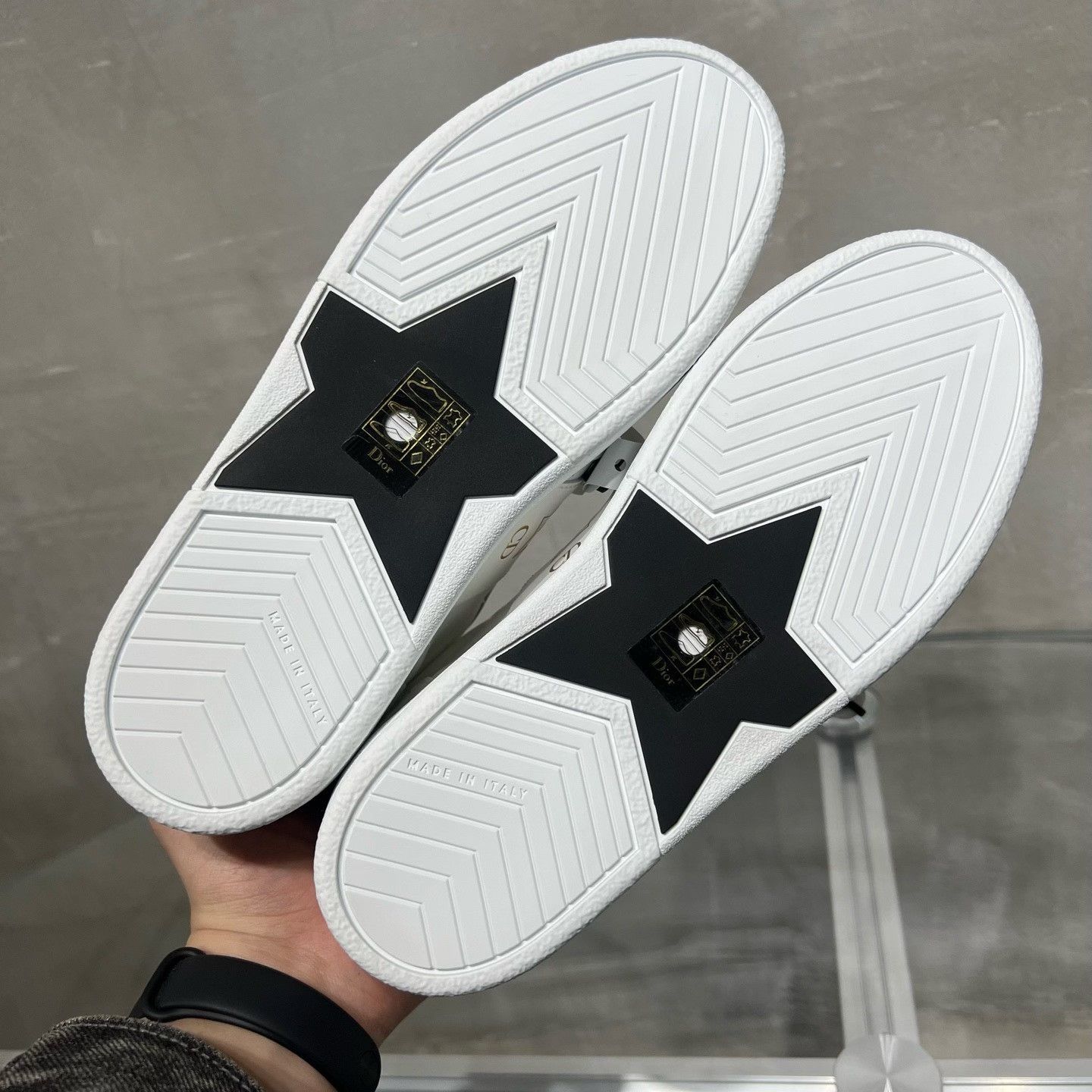 Dior Dior Star Logo White Sneakers Size US 5 / IT 35 - 4 Thumbnail