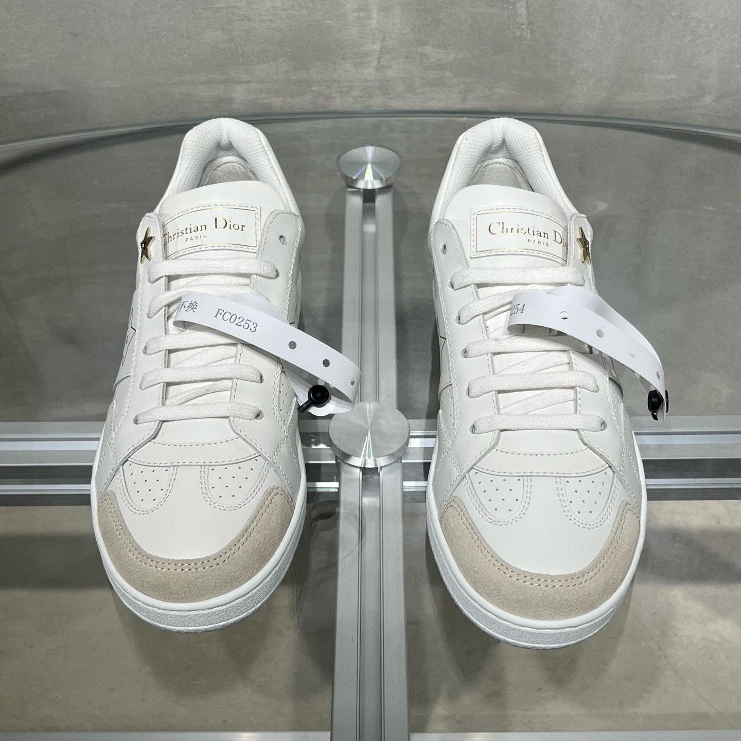 Dior Dior Star Logo White Sneakers Size US 5 / IT 35 - 2 Thumbnail