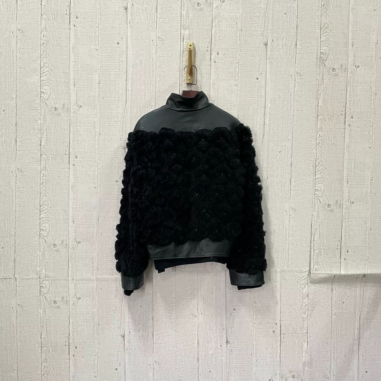 Chanel CHANEL Black Bomber Fur Jacket Size XXS / US 00 / IT 34 - 2 Thumbnail