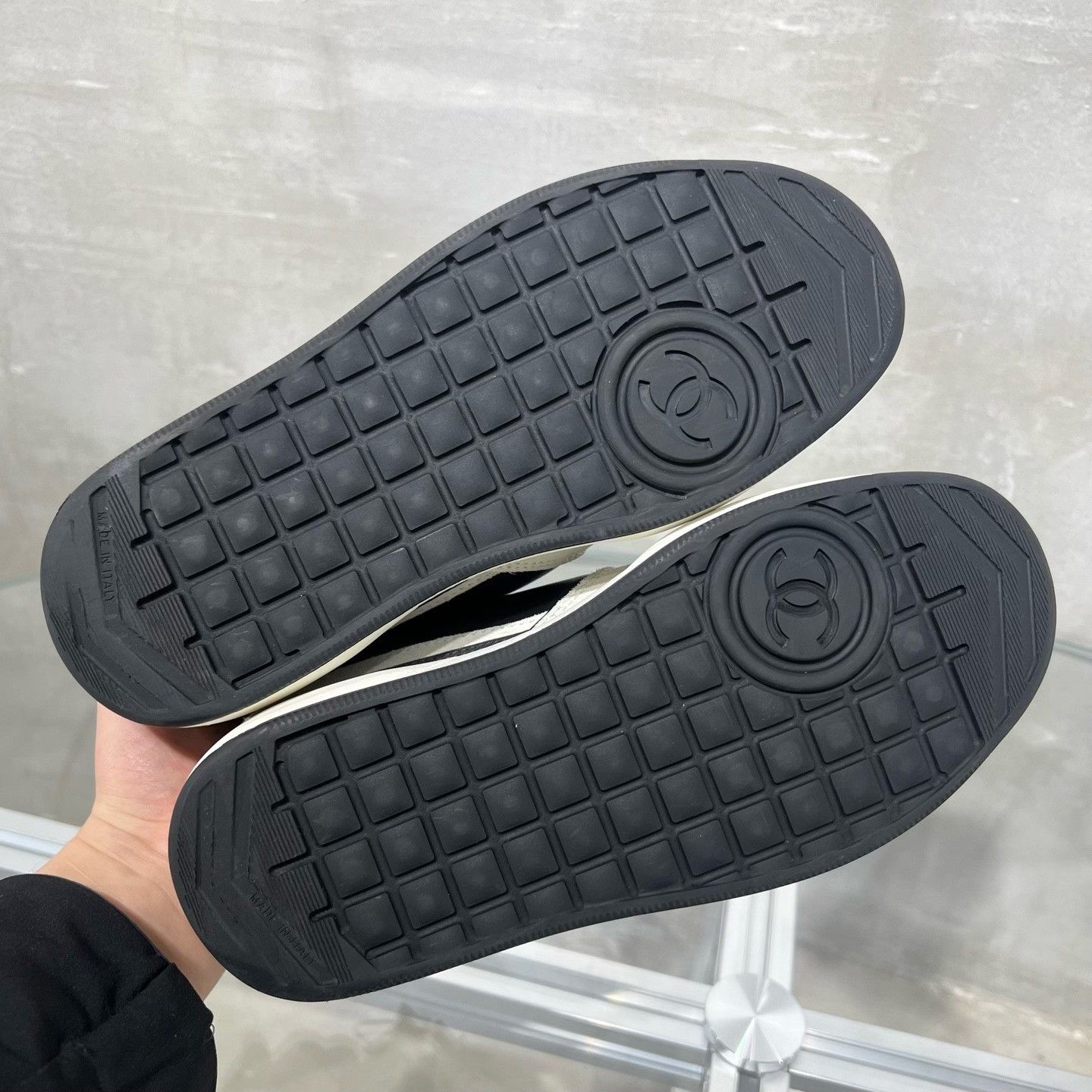 Chanel Chanel 23C Black White Double C Sneakers Size US 5 / IT 35 - 7 Thumbnail