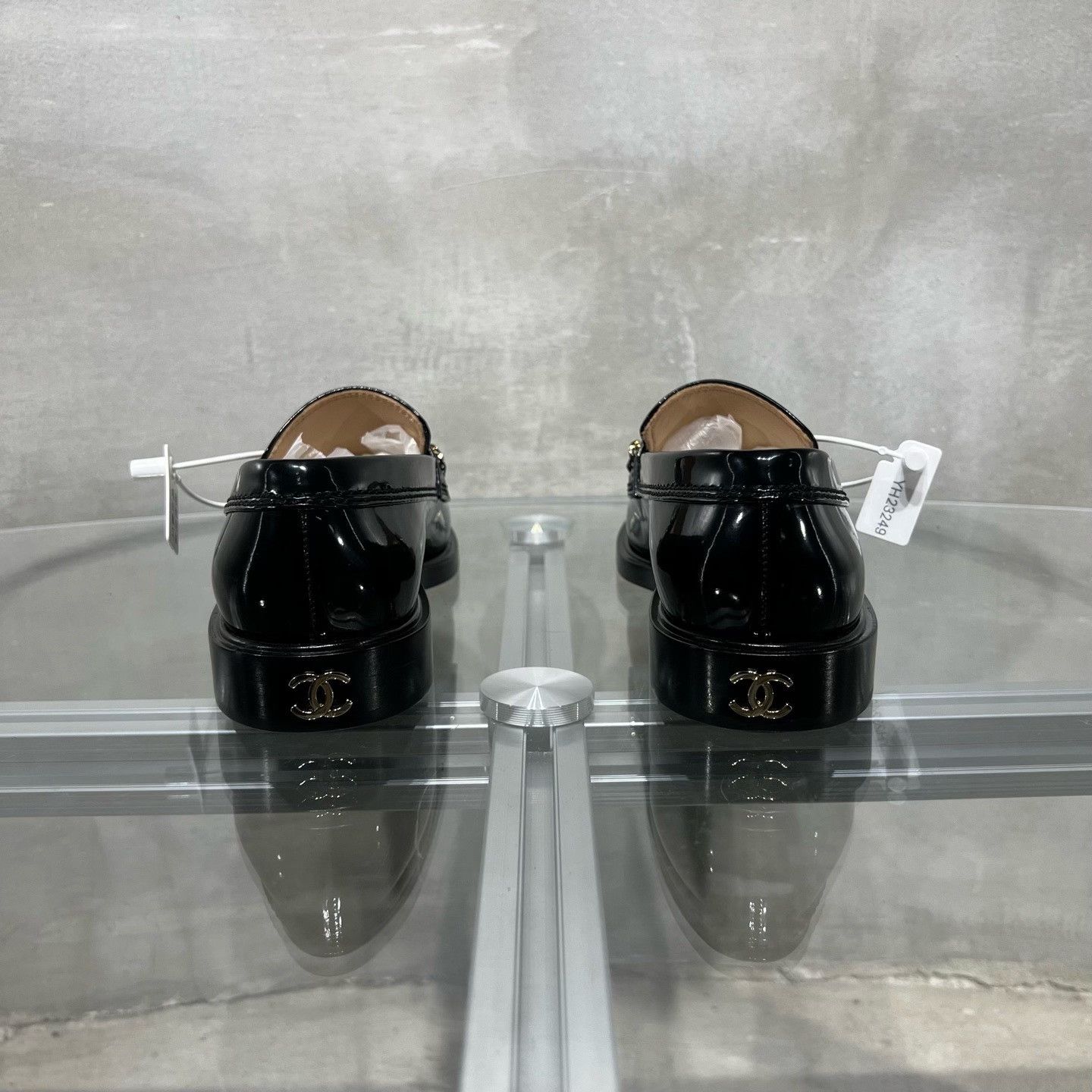 Chanel Chanel Black Gold Letter Loafers Size US 6.5 / IT 36.5 - 6 Thumbnail