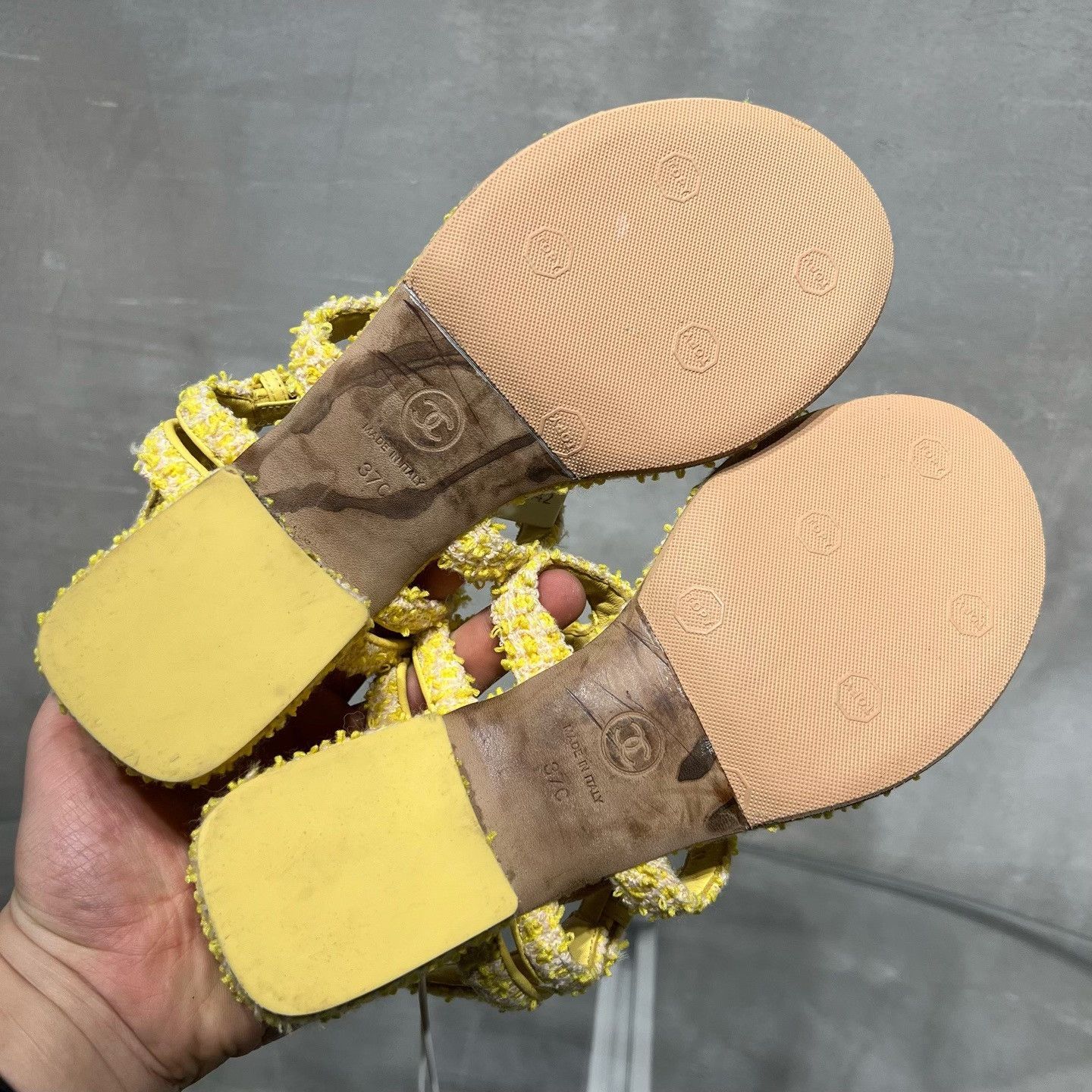 Chanel Chanel Yellow Tweed Double C Sandals Size US 6 / IT 36 - 7 Thumbnail