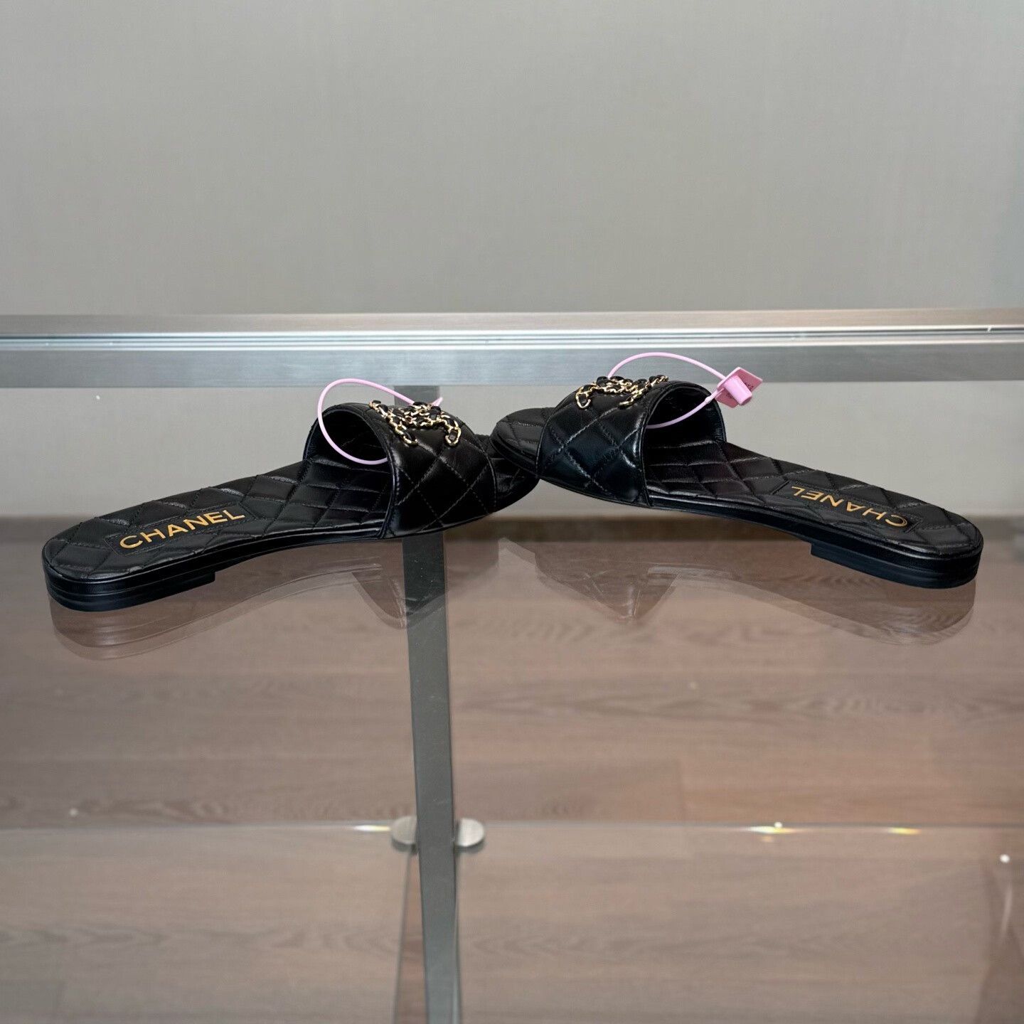 Chanel Chanel Black Quilted Gold CC Slippers Size US 4 / IT 34 - 6 Thumbnail