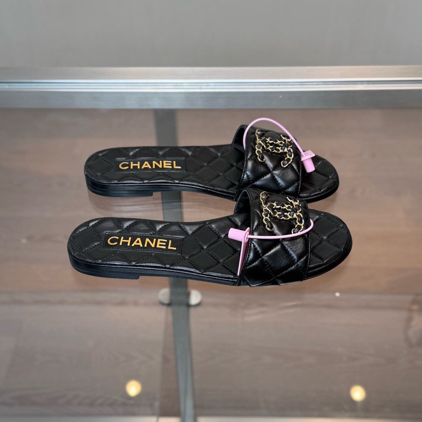 Chanel Chanel Black Quilted Gold CC Slippers Size US 4 / IT 34 - 4 Thumbnail