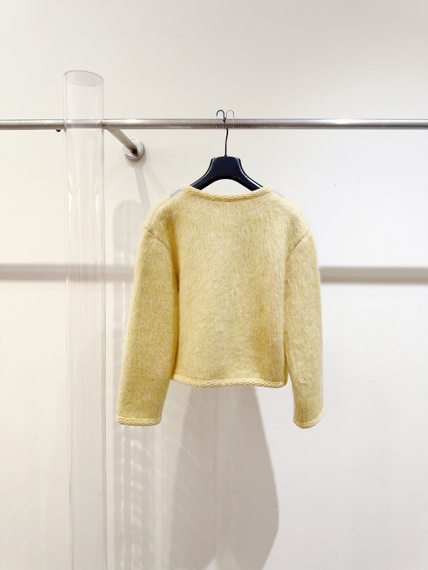 Celine Celine Cropped Mohair Color Block Cardigan Size M / US 6-8 / IT 42-44 - 4 Thumbnail
