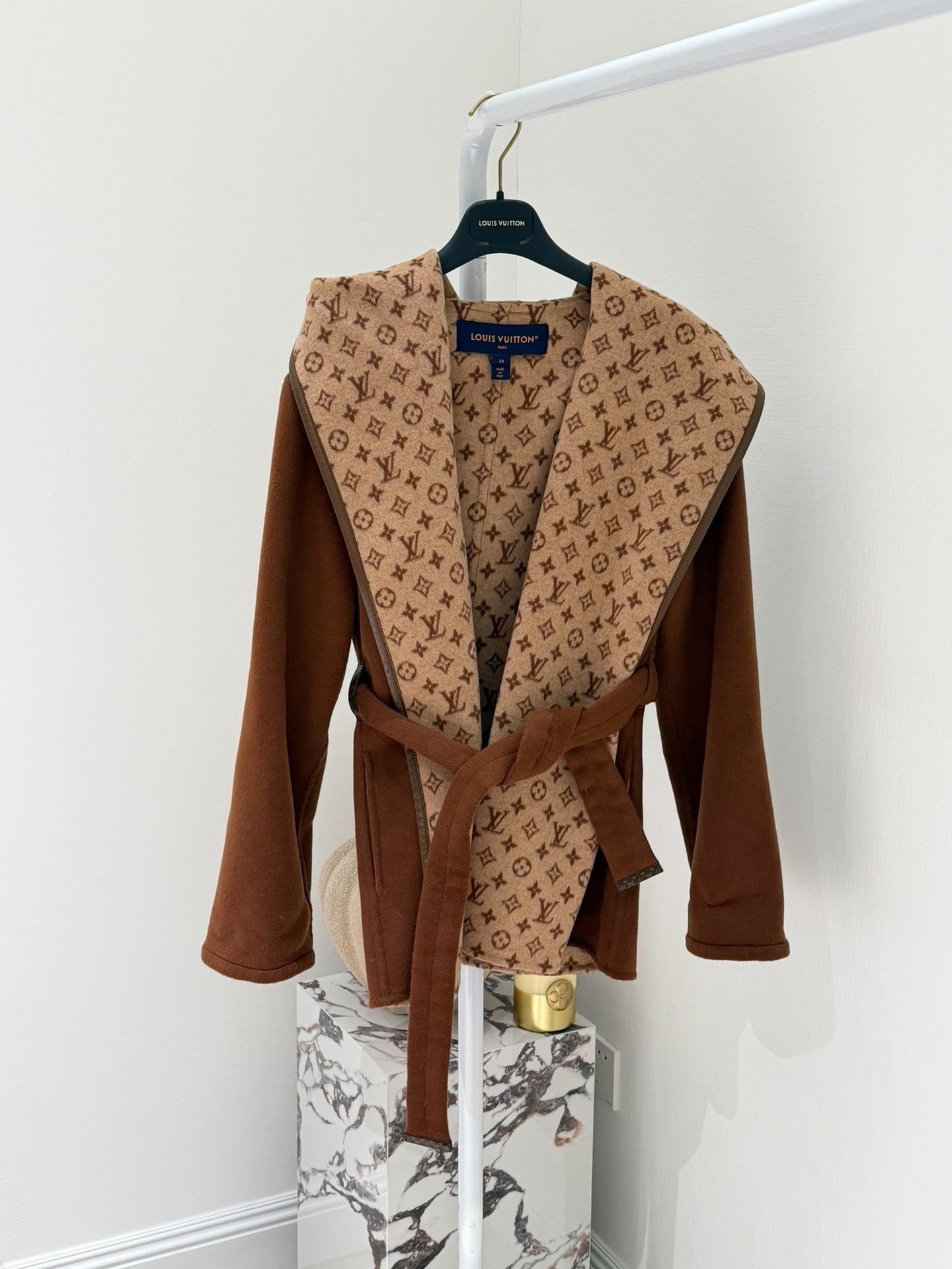 Louis Vuitton Louis Vuitton Classic Wool Coat Size XXS / US 00 / IT 34 - 2 Thumbnail