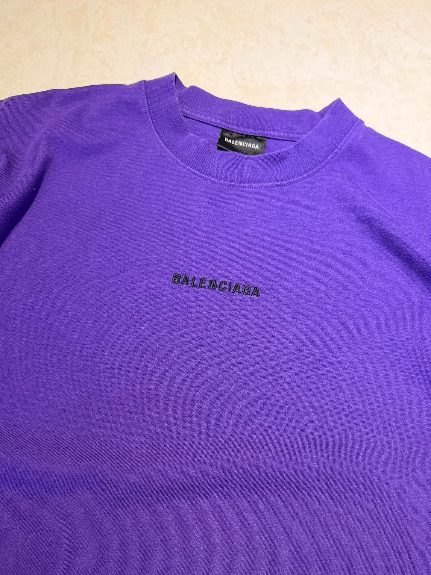 Balenciaga Balenciaga Purple Logo High Neck T-shirt Size XS / US 0-2 / IT 36-38 - 4 Thumbnail