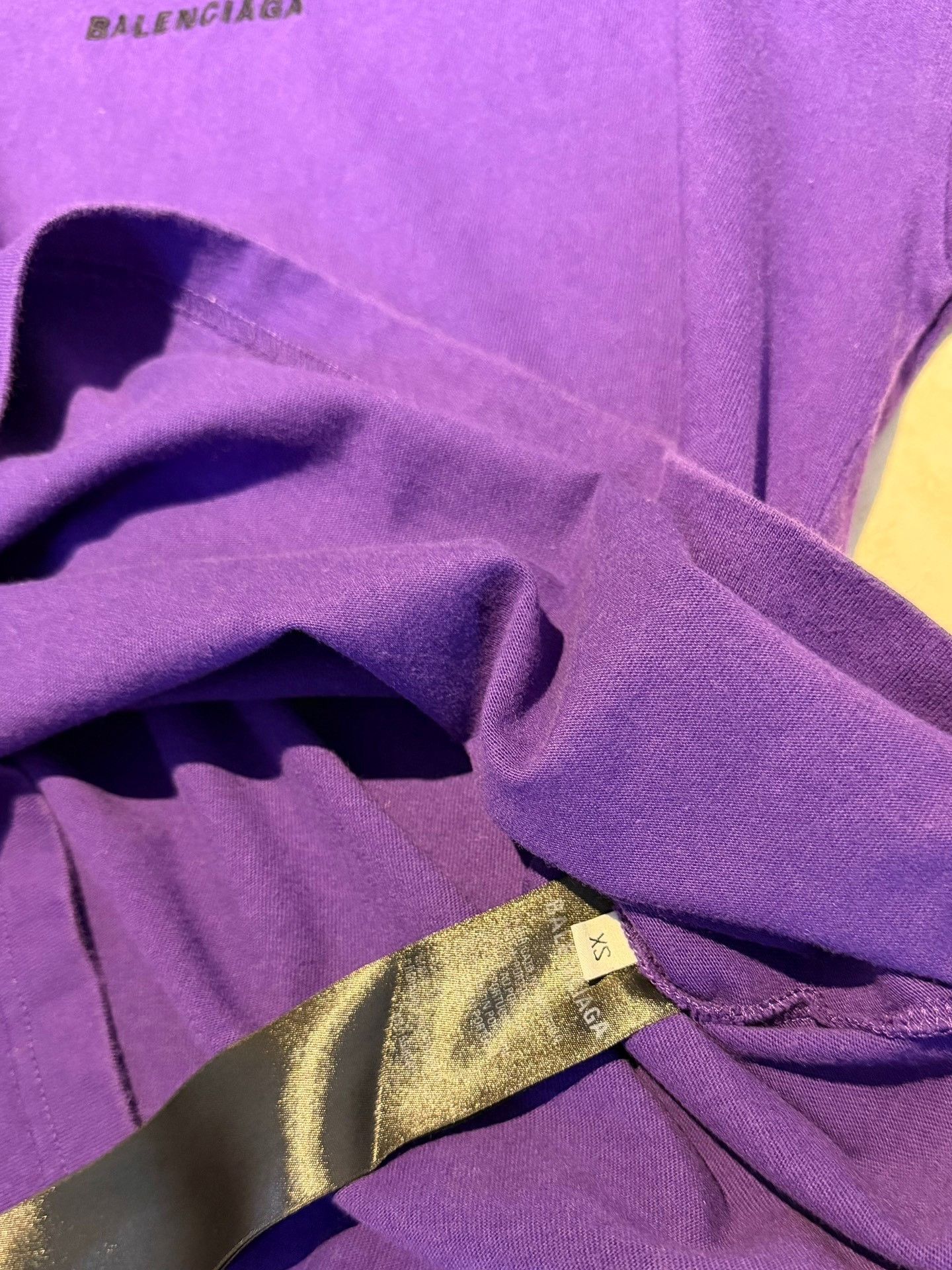 Balenciaga Balenciaga Purple Logo High Neck T-shirt Size XS / US 0-2 / IT 36-38 - 5 Thumbnail