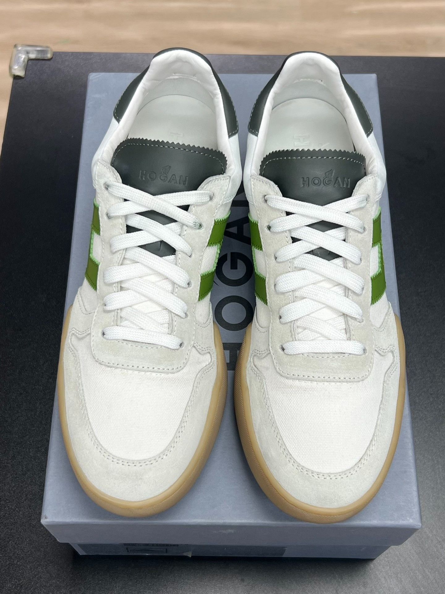 Hogan Hogan Retro Lowtop Sneakers 8.5 Men Size US 8.5 / EU 41-42 - 3 Thumbnail
