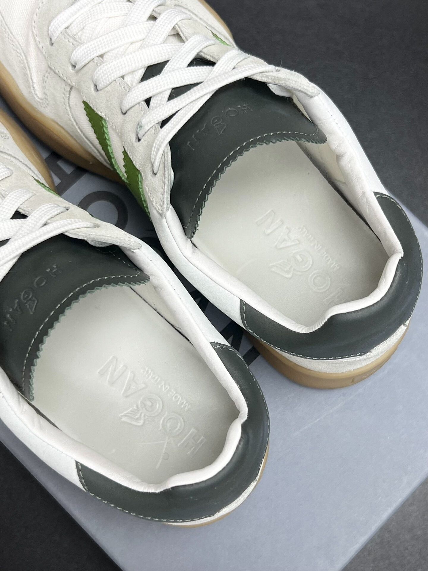 Hogan Hogan Retro Lowtop Sneakers 8.5 Men Size US 8.5 / EU 41-42 - 4 Thumbnail
