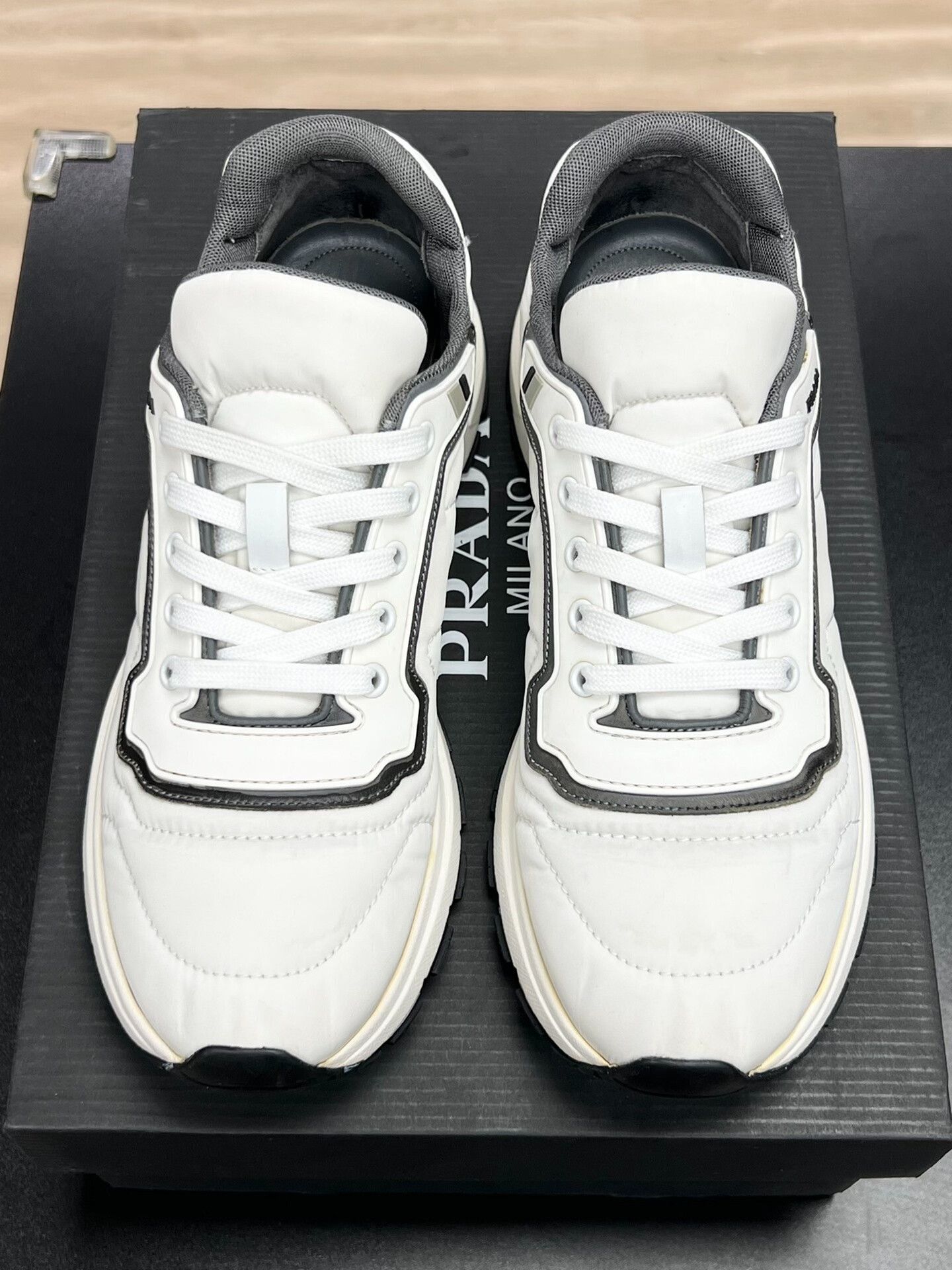 Prada Prada Casual White Lowtop Sneakers 8 Men Size US 8 / EU 41 - 3 Thumbnail