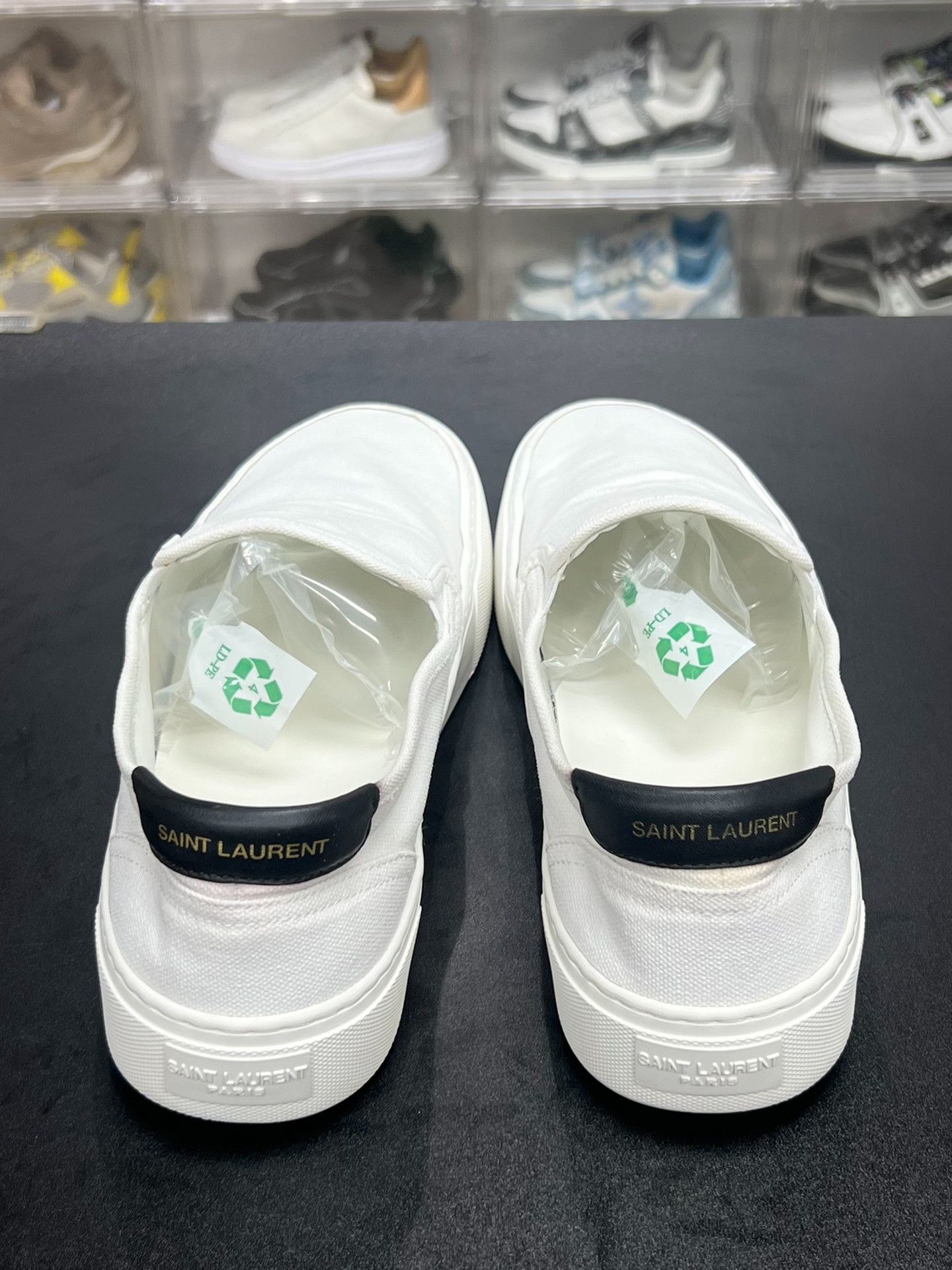 Saint Laurent Paris Saint Laurent Paris Canvas White Lowtop Sneakers 11 Men Size US 11 / EU 44 - 7 Thumbnail