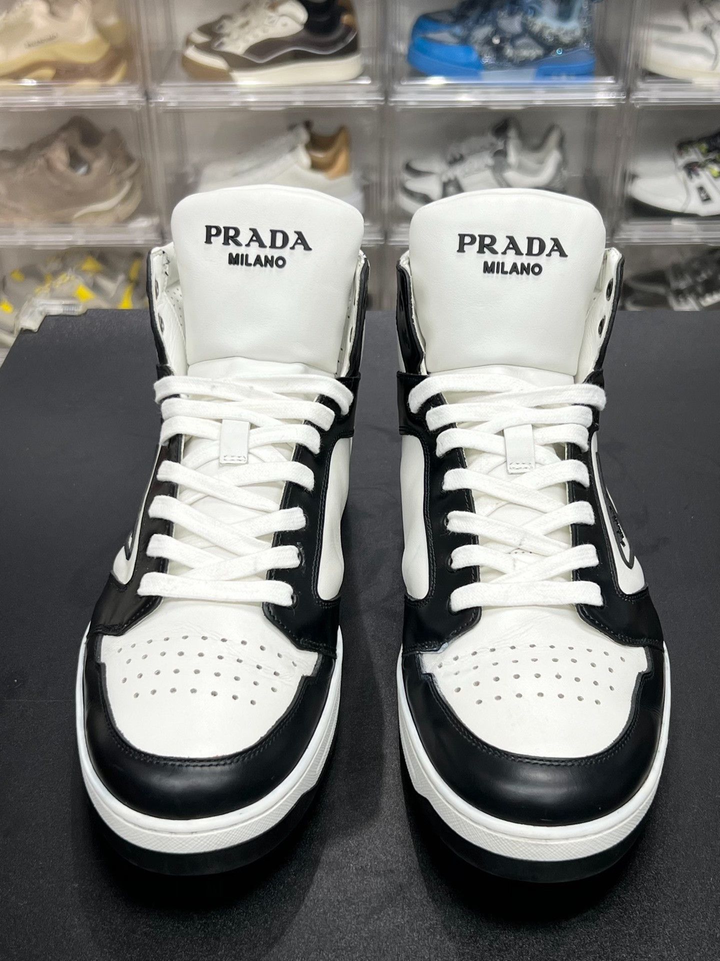 Prada Prada Lowtop Sneakers 9 Men Size US 9 / EU 42 - 2 Thumbnail