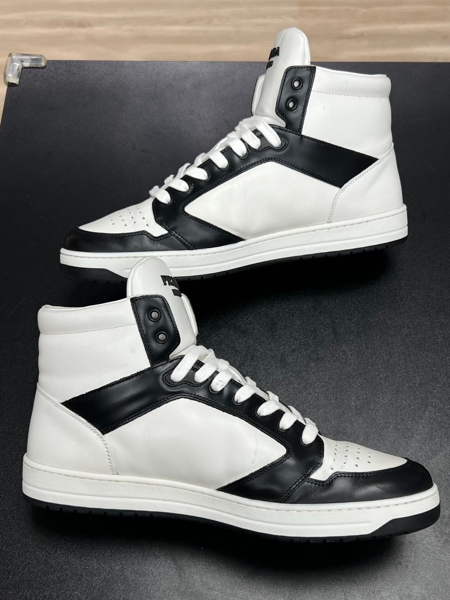 Prada Prada Lowtop Sneakers 9 Men Size US 9 / EU 42 - 6 Thumbnail