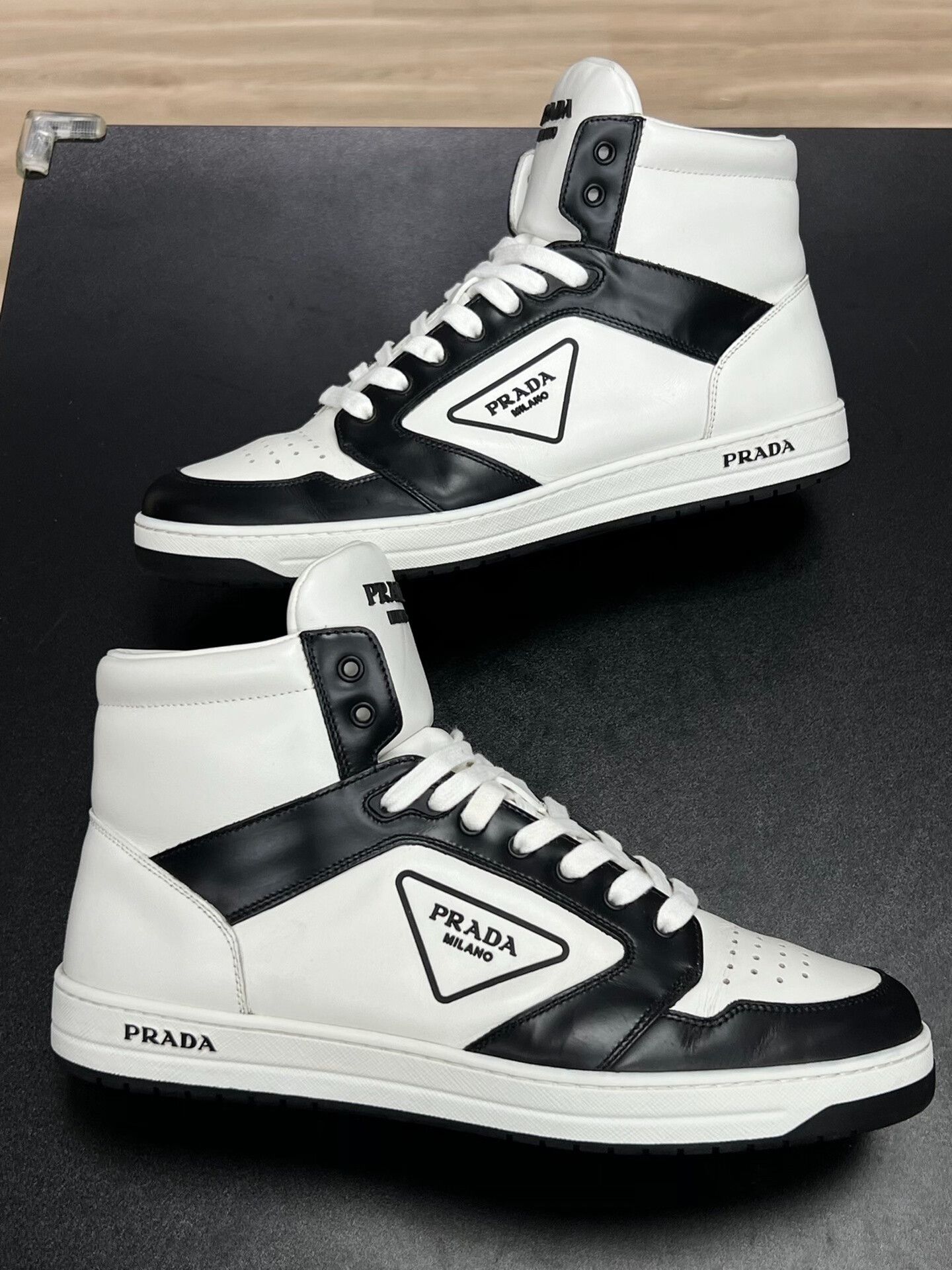 Prada Prada Lowtop Sneakers 9 Men Size US 9 / EU 42 - 5 Thumbnail
