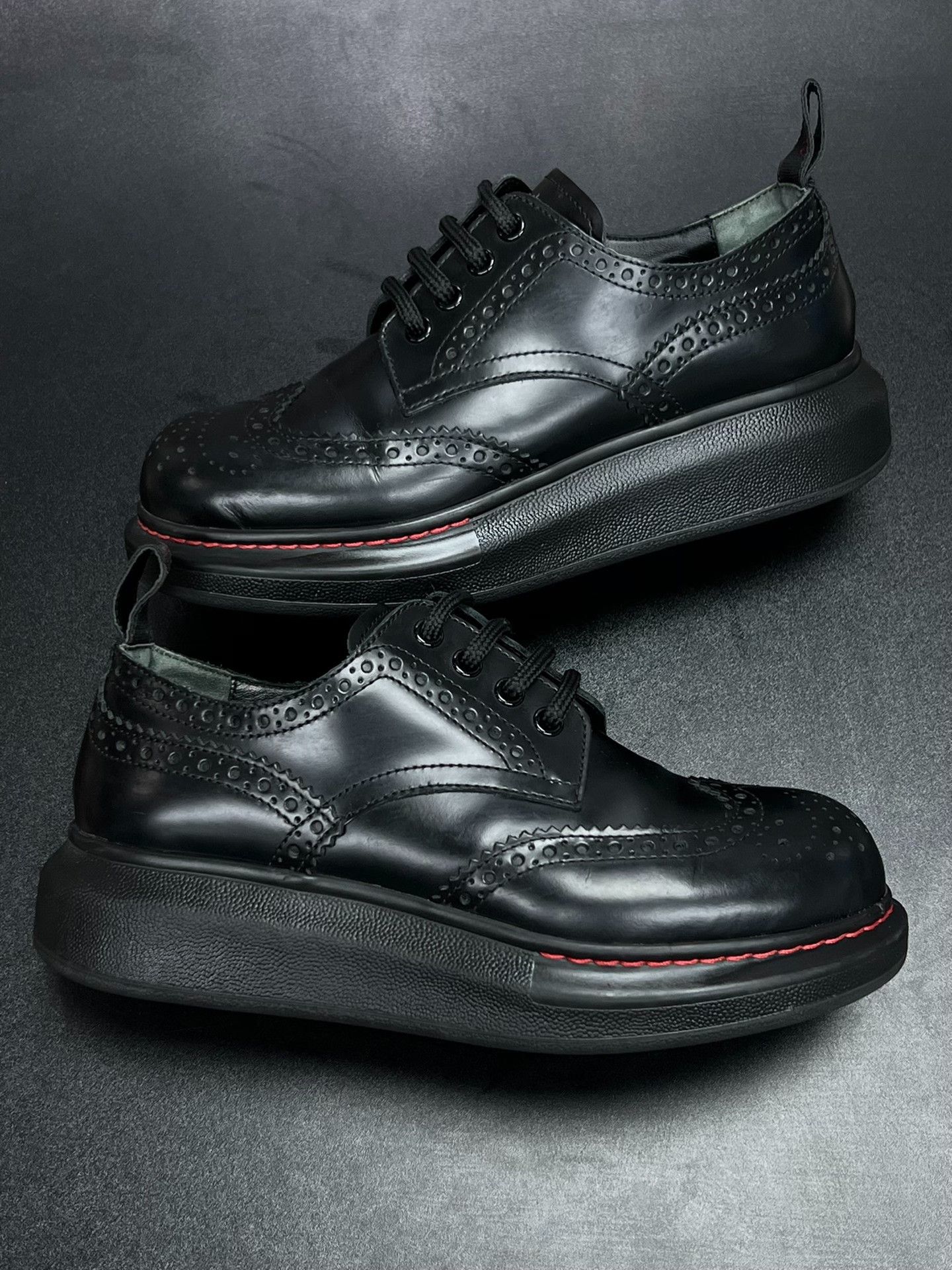 Alexander McQueen Alexander McQueen Lowtop Sneakers us_6-5 Women Size US 6.5 / IT 36.5 - 5 Thumbnail
