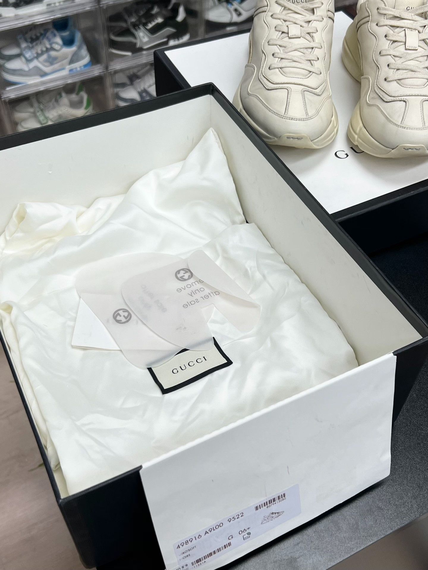 Gucci Gucci Distressed White Lowtop Sneakers 7.5 Men Size US 7.5 / EU 40-41 - 9 Thumbnail