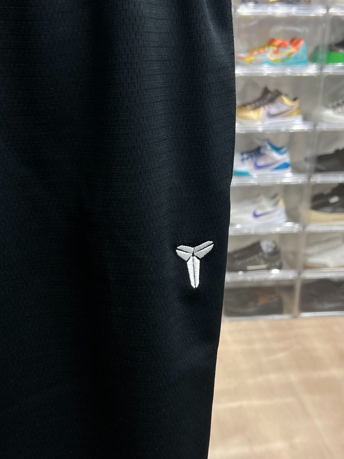 Nike Nike KOBE Black Sweatpants 32 Men Size US 32 / EU 48 - 2 Thumbnail