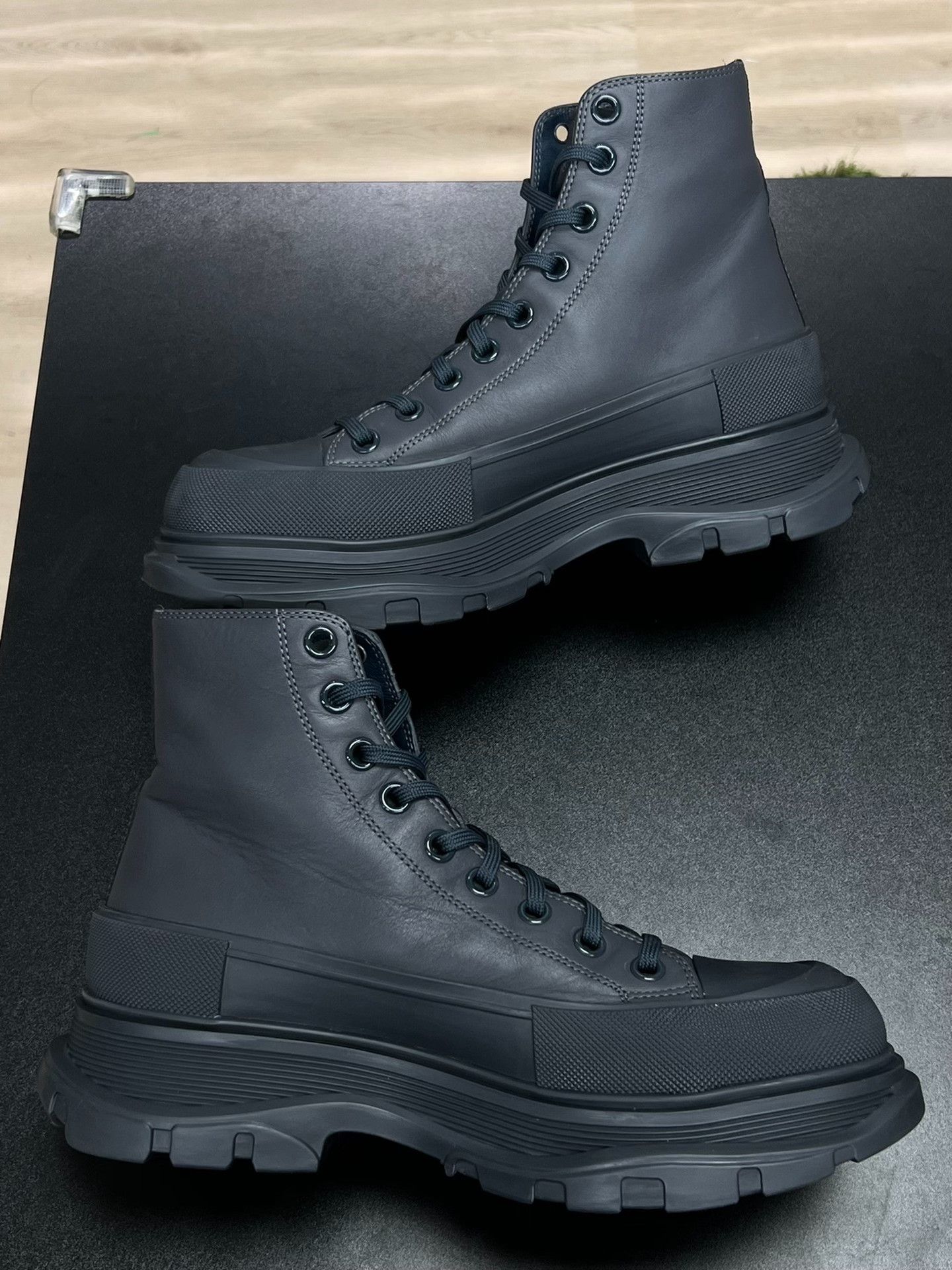 Alexander McQueen Alexander McQueen Gray Boots 8 Men Size US 8 / EU 41 - 6 Thumbnail