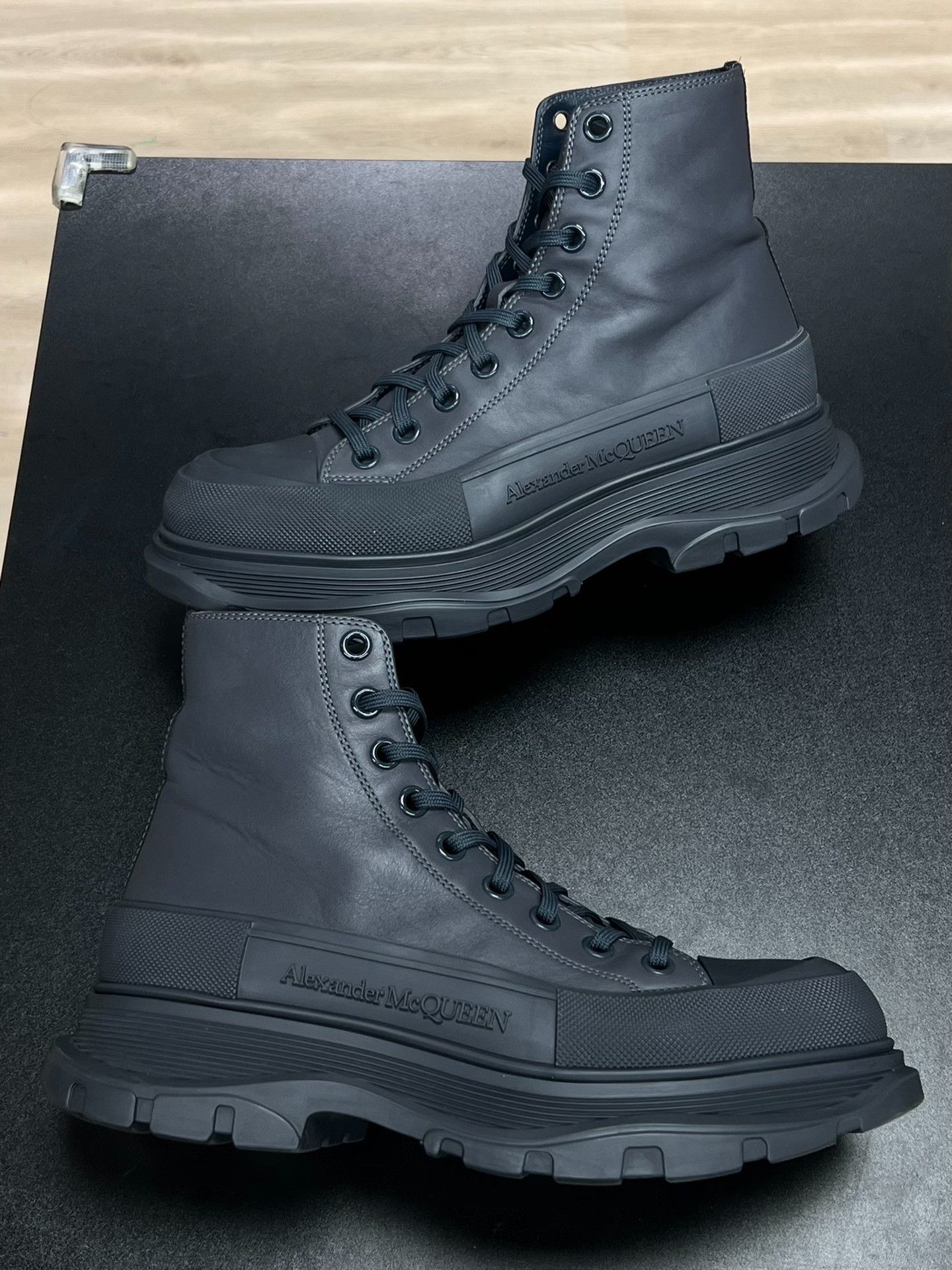 Alexander McQueen Alexander McQueen Gray Boots 8 Men Size US 8 / EU 41 - 5 Thumbnail