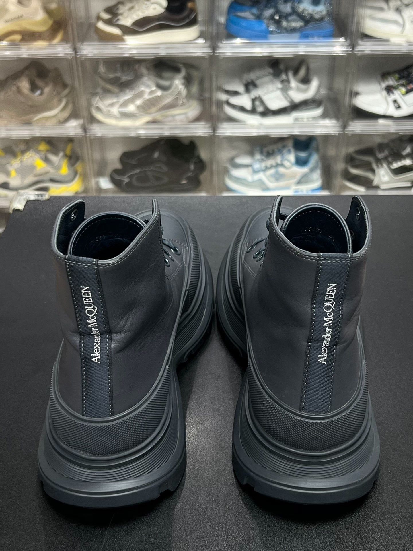 Alexander McQueen Alexander McQueen Gray Boots 8 Men Size US 8 / EU 41 - 7 Thumbnail