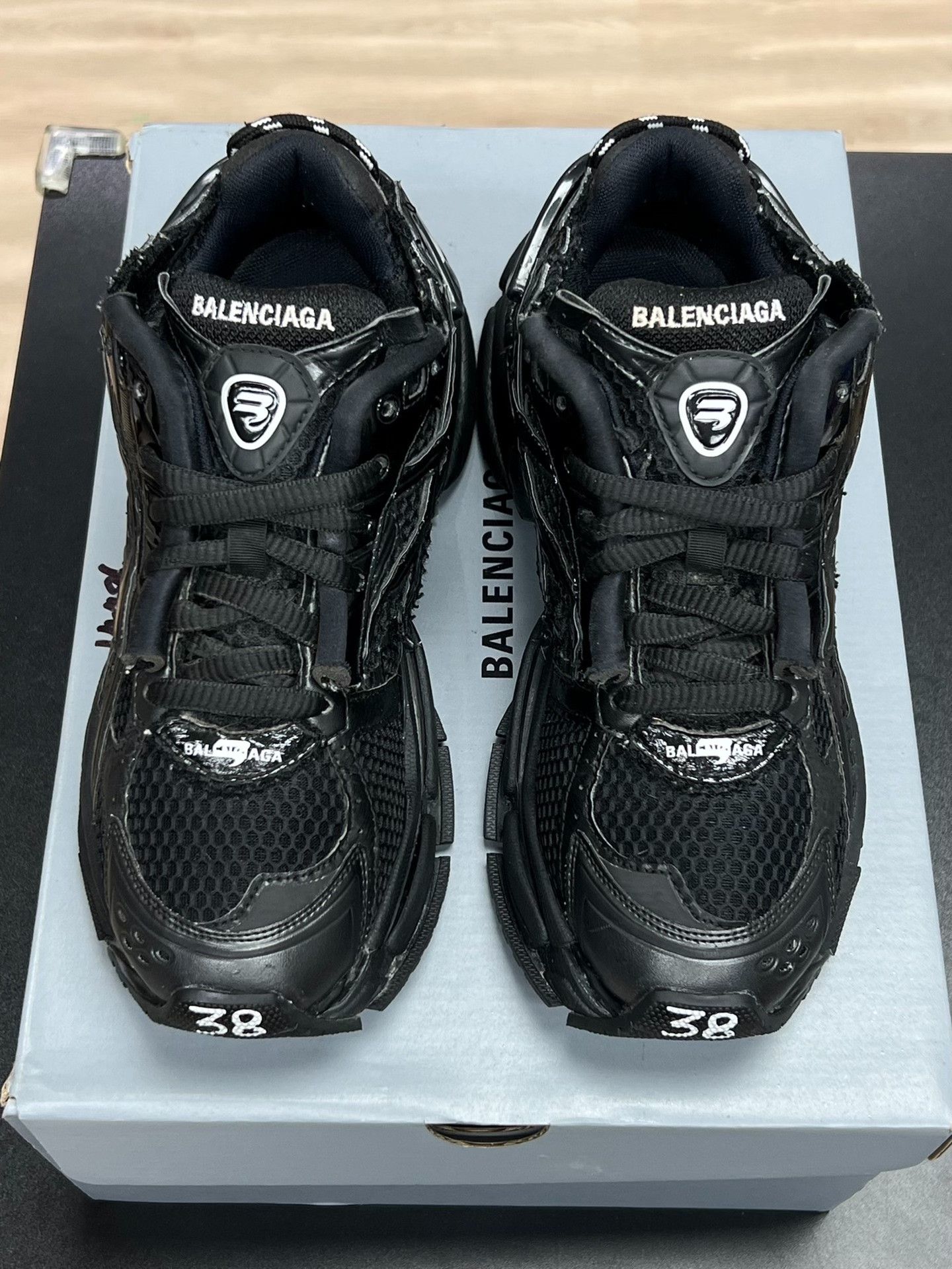 Balenciaga Balenciaga Running Black Lowtop Sneakers us_8 Women Size US 8 / IT 38 - 3 Thumbnail