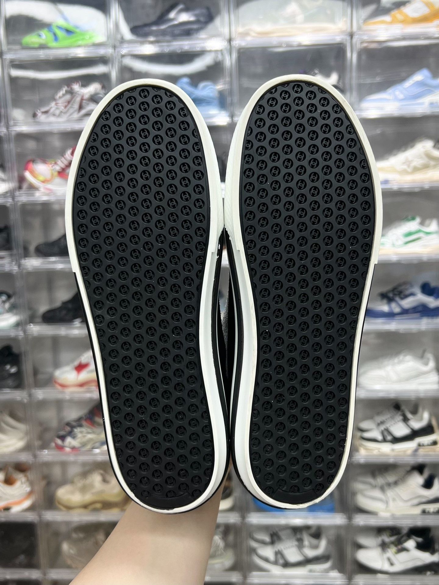 Chanel Chanel Black Lowtop Sneakers 7 Men Size US 7 / EU 40 - 8 Thumbnail
