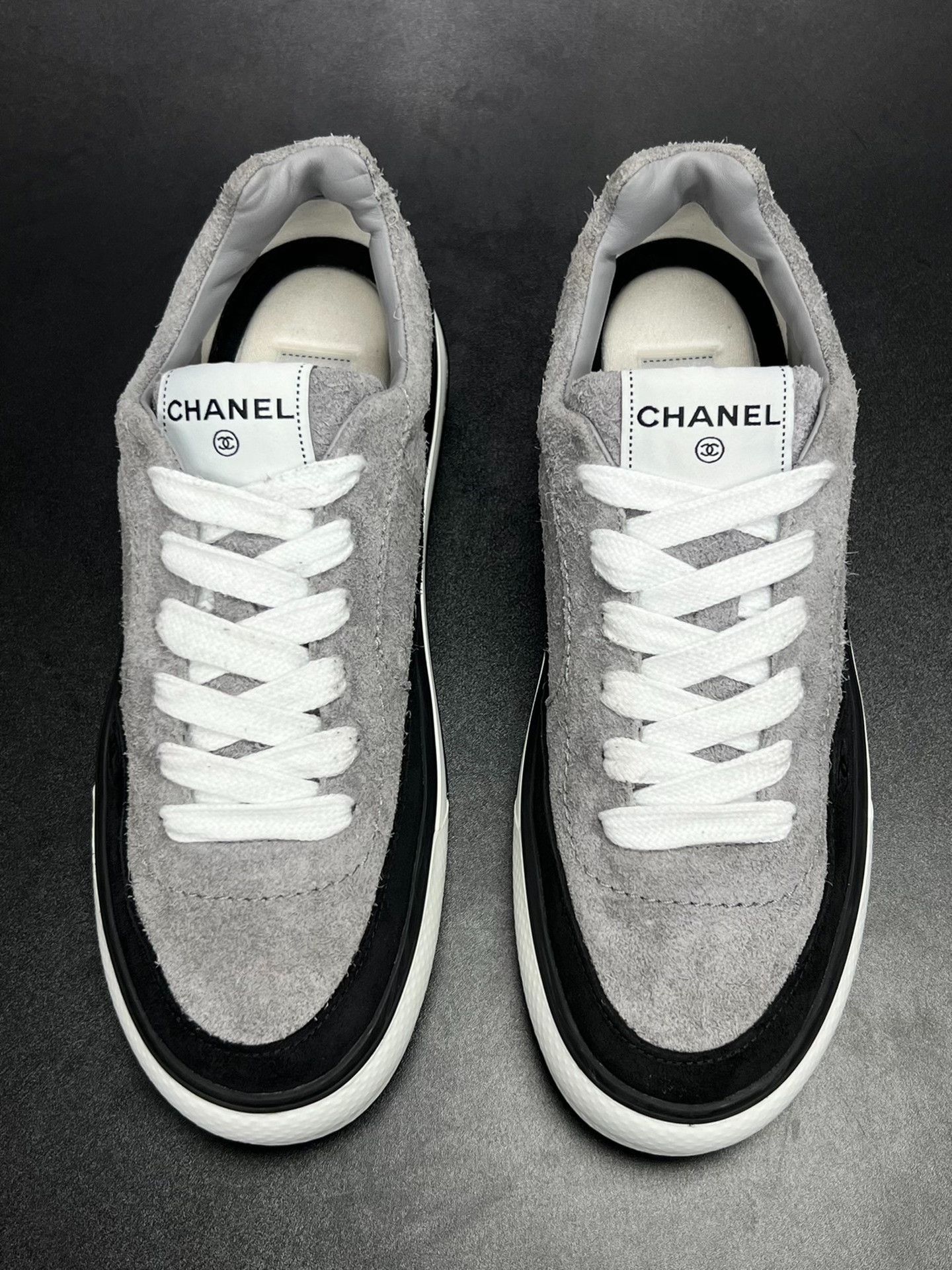 Chanel Chanel Black Lowtop Sneakers 7 Men Size US 7 / EU 40 - 3 Thumbnail