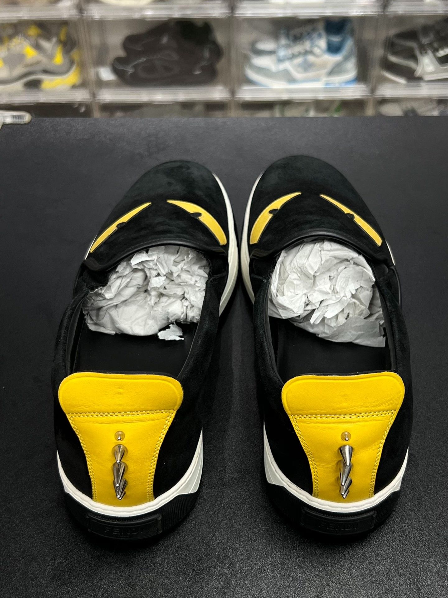Fendi Fendi Suede Lowtop Sneakers 11 Men Size US 11 / EU 44 - 7 Thumbnail