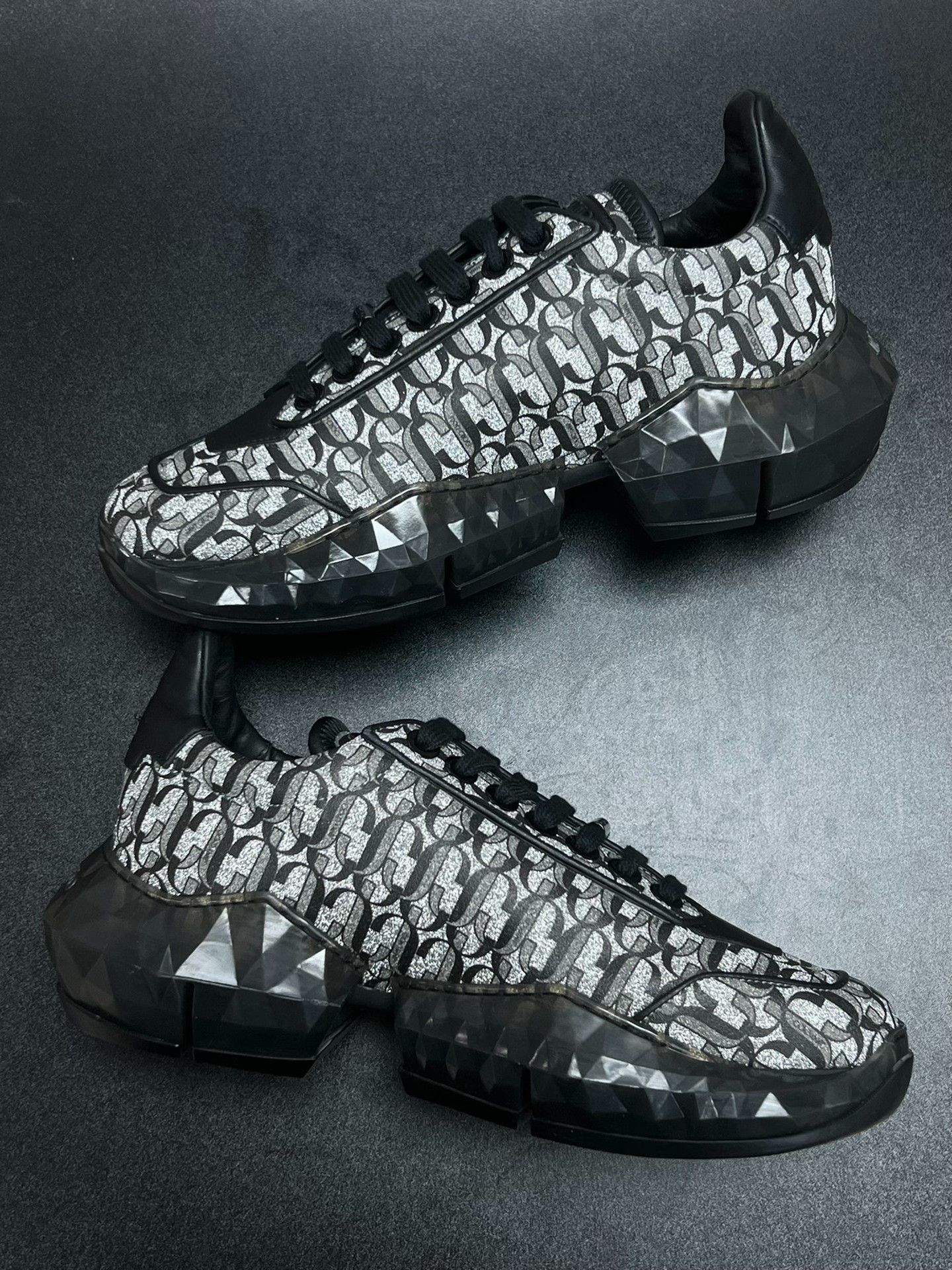 Jimmy Choo Jimmy Choo Casual Silver Lowtop Sneakers us_8-5 Women Size US 8.5 / IT 38.5 - 6 Thumbnail