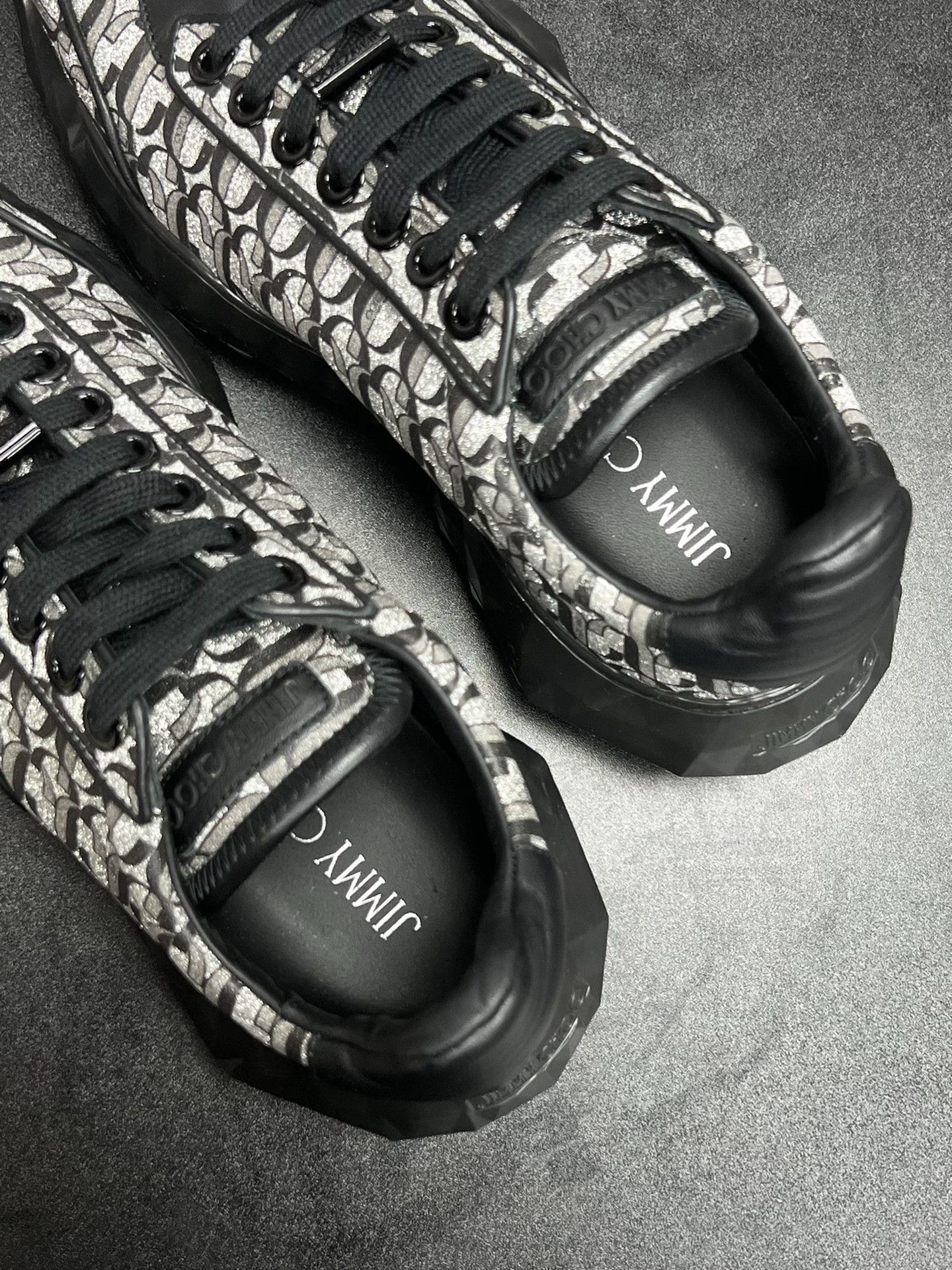 Jimmy Choo Jimmy Choo Casual Silver Lowtop Sneakers us_8-5 Women Size US 8.5 / IT 38.5 - 4 Thumbnail