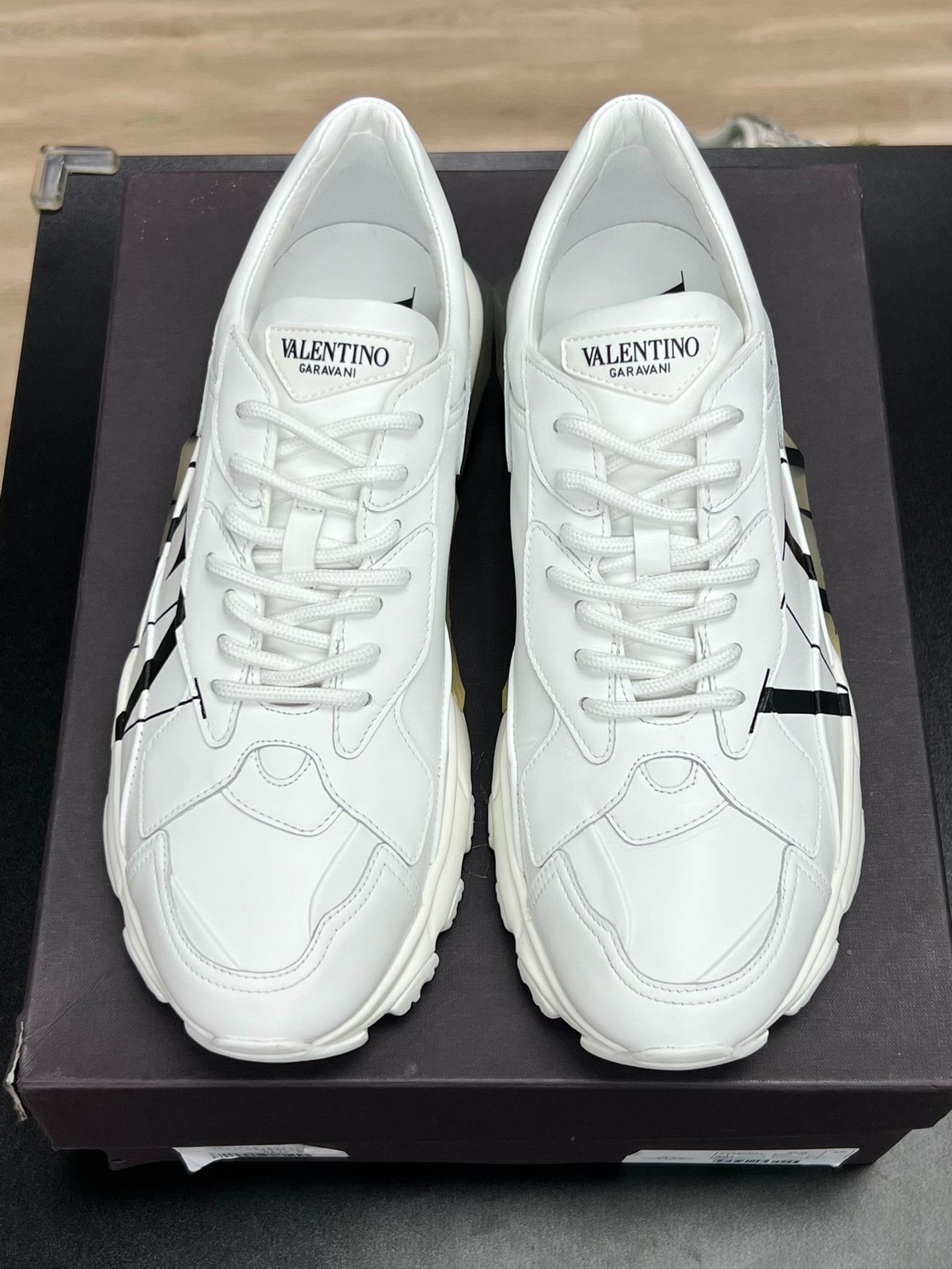 Valentino Valentino Casual Lowtop Sneakers 9.5 Men Size US 9.5 / EU 42-43 - 3 Thumbnail