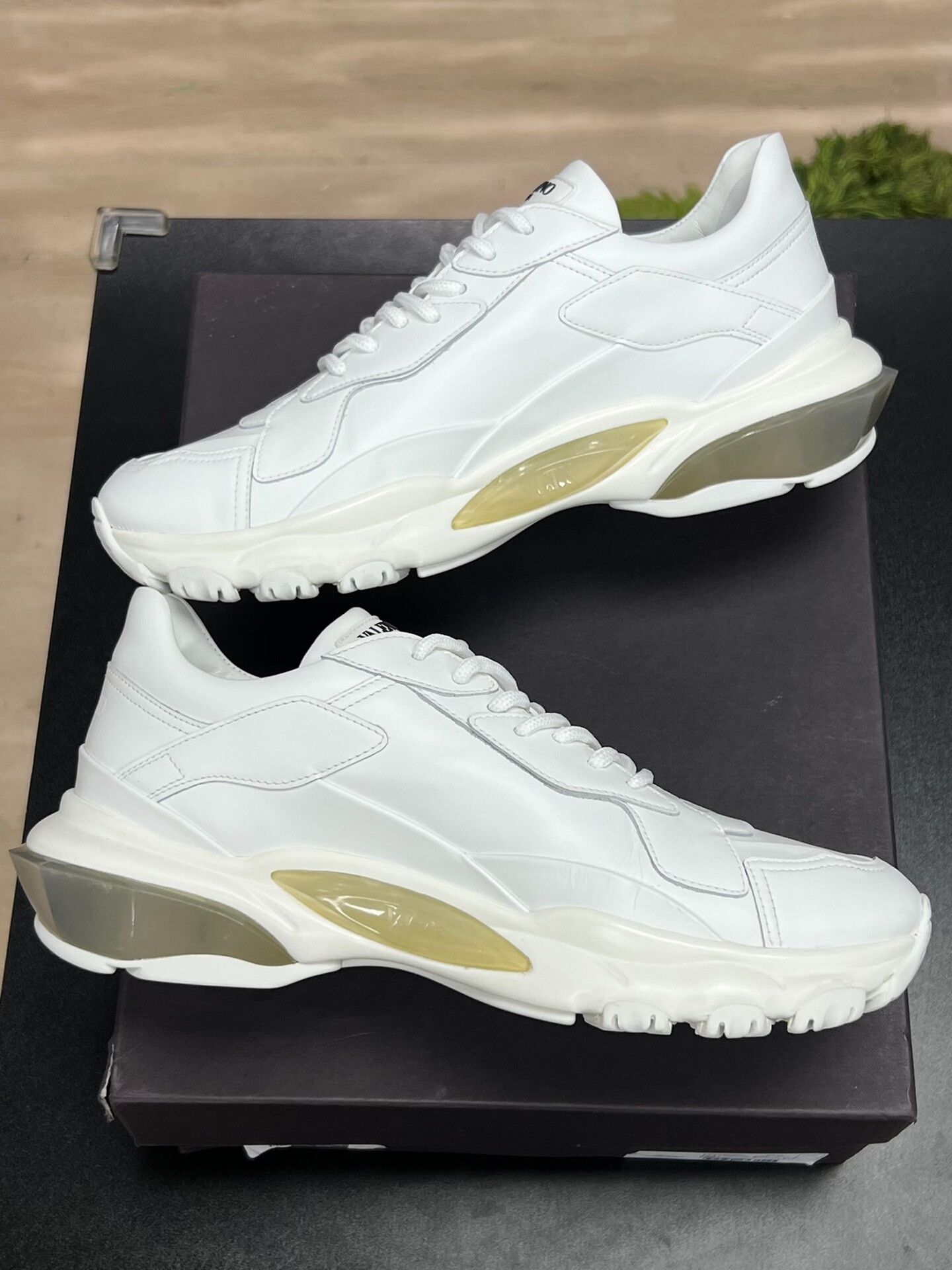 Valentino Valentino Casual Lowtop Sneakers 9.5 Men Size US 9.5 / EU 42-43 - 6 Thumbnail