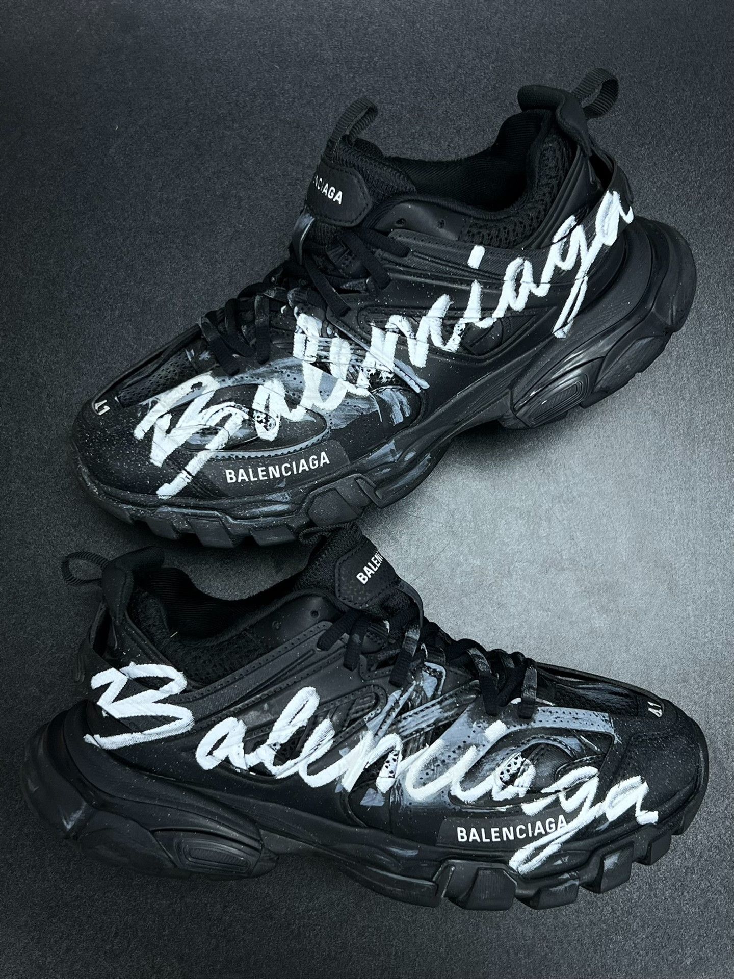 Balenciaga Balenciaga Graphic Black Lowtop Sneakers 8 Men Size US 8 / EU 41 - 5 Thumbnail