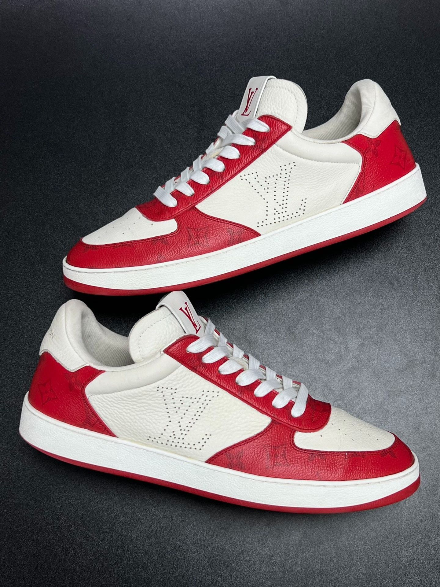 Louis Vuitton Louis Vuitton Red Lowtop Sneakers 10 Men Size US 10 / EU 43 - 5 Thumbnail