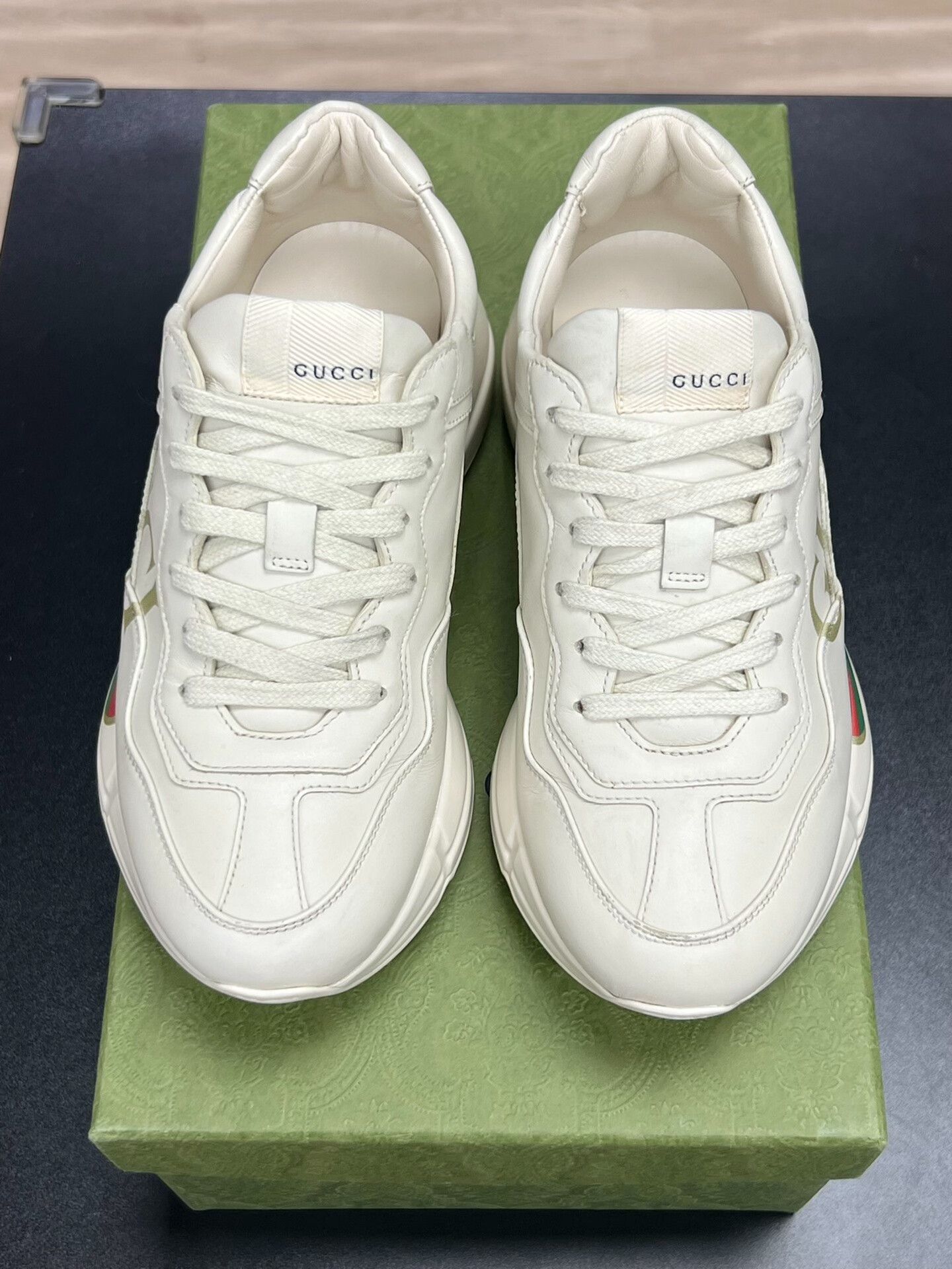 Gucci Gucci Retro White Lowtop Sneakers us_6 Women Size US 6 / IT 36 - 3 Thumbnail